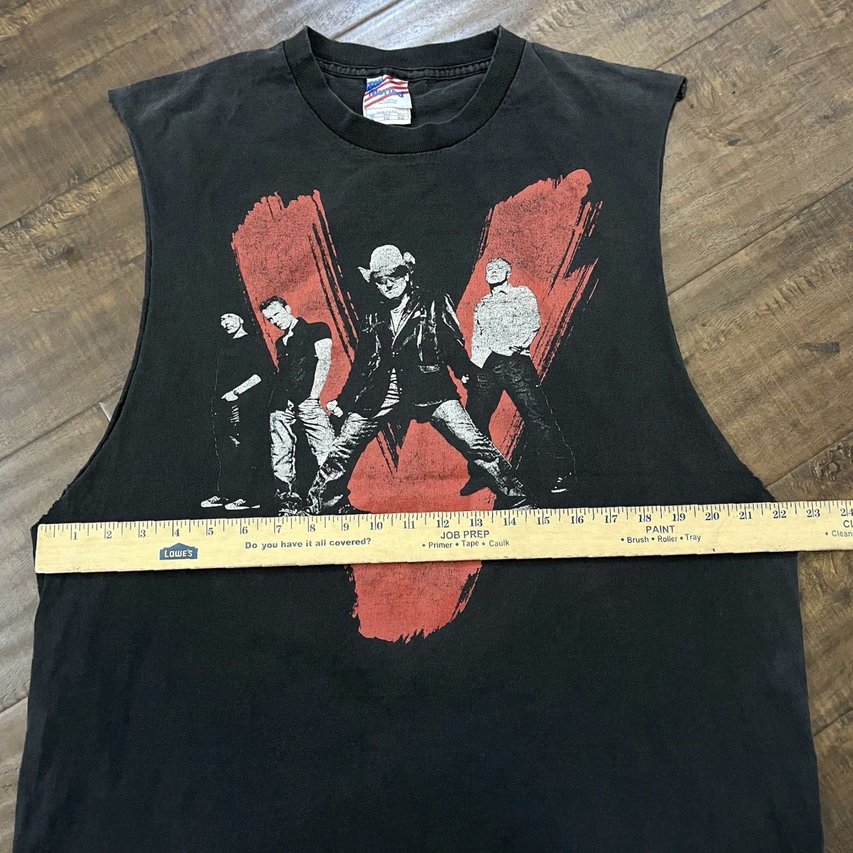 Vintage VINTAGE U2 2005 VERTIGO TOUR T-SHIRT Mens XL Black Bono Y2K Band Murina Graphic Print Sleeveless Crew Neck Cotton Size US XL / EU 56 / 4 - 6 Thumbnail
