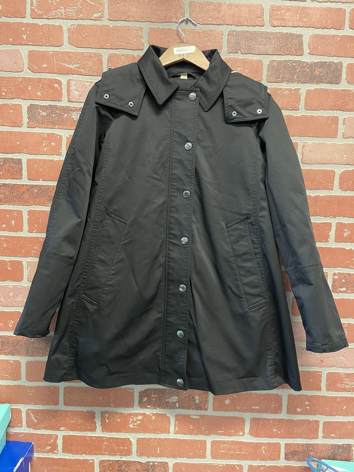 Burberry Size M - Burberry Brit Jacket Black Parka/Raincoat Size M / US 6-8 / IT 42-44 - 1 Thumbnail