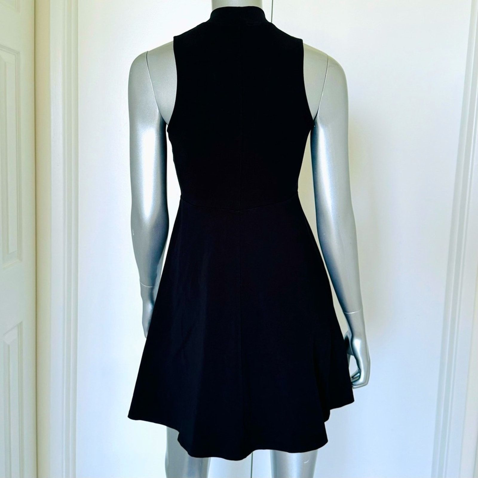Express EXPRESS Black Dress, Size S Size S / US 4 / IT 40 - 2 Thumbnail