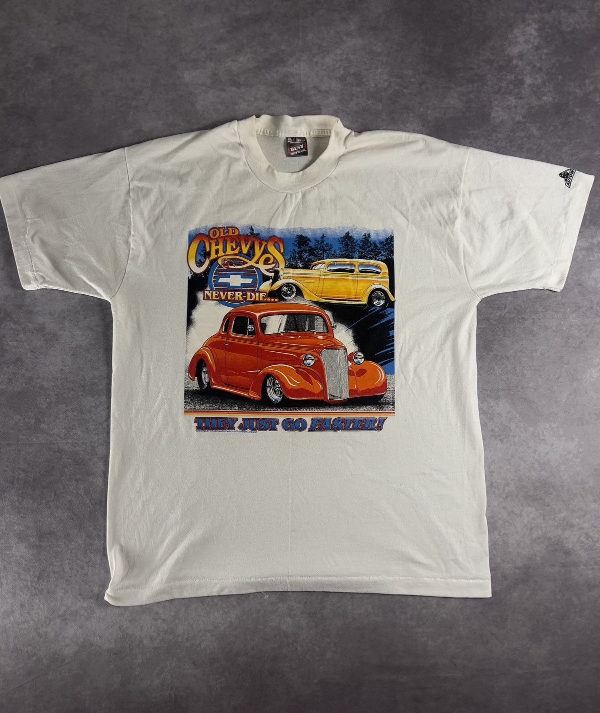 Fruit Of The Loom Vintage 1990's Old Chevys Never Die T-Shirt XL Size Size US XL / EU 56 / 4 - 1 Thumbnail