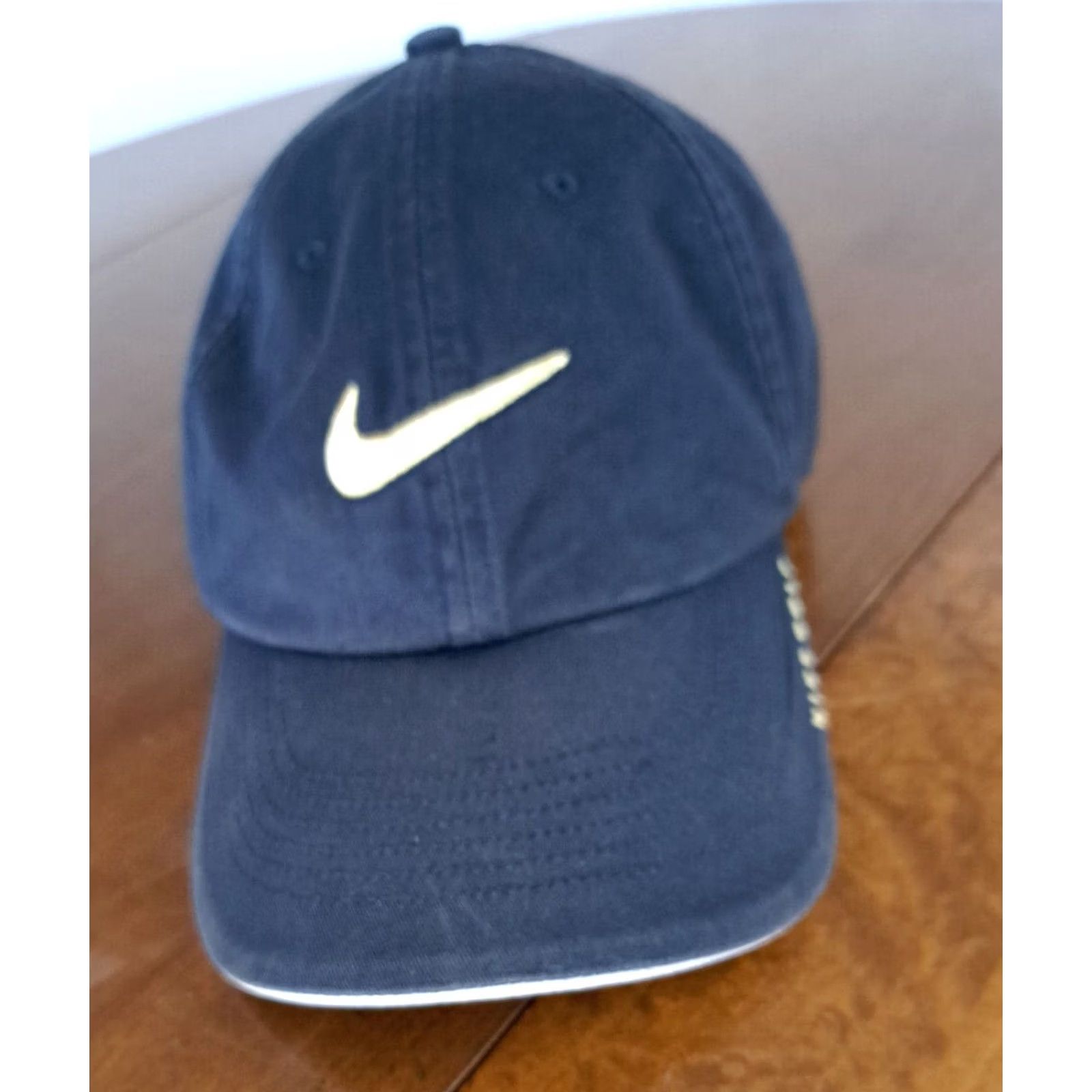 Nike Nike Golf Hat Adjustable Size Strap Black Men Travel Sports Hat Size ONE SIZE - 2 Thumbnail