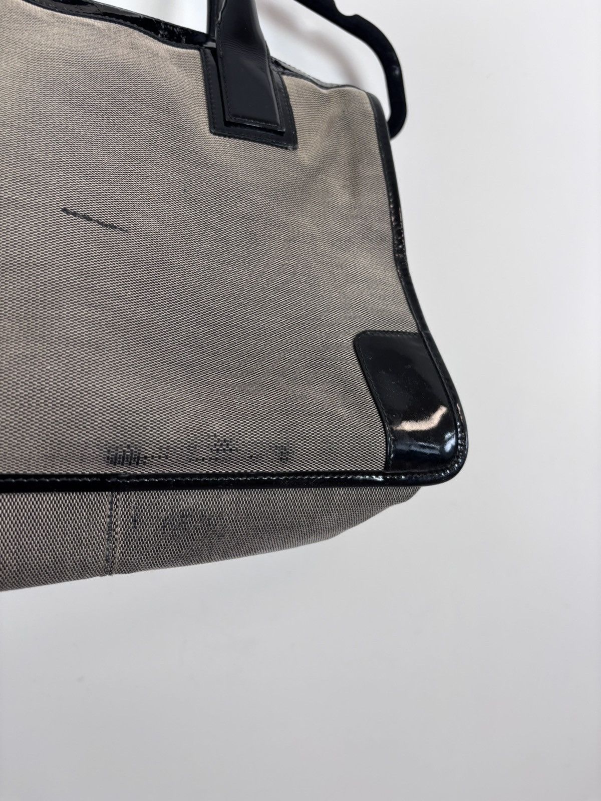 Gucci Gucci Canvas Patent Leather Gray Black Shoulder Handle Bag Size ONE SIZE - 20 Thumbnail