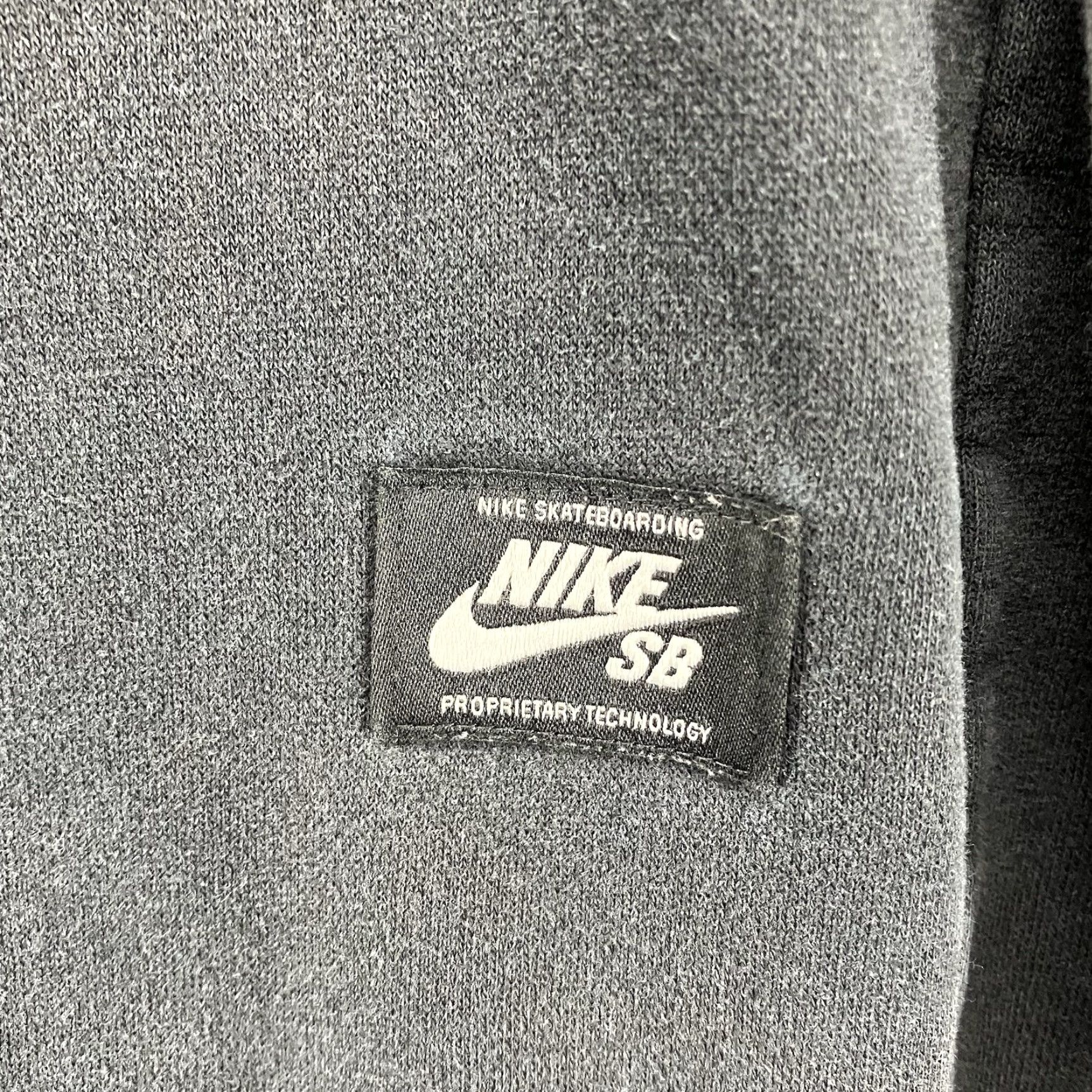 Nike Nike SB Enigma Sweatshirt Mens L Black Round Neck Pullover Graphic Print Embroidered Logo 2018 Skating City Classic All Seasons Sweatshirt Size US L / EU 52-54 / 3 - 4 Thumbnail