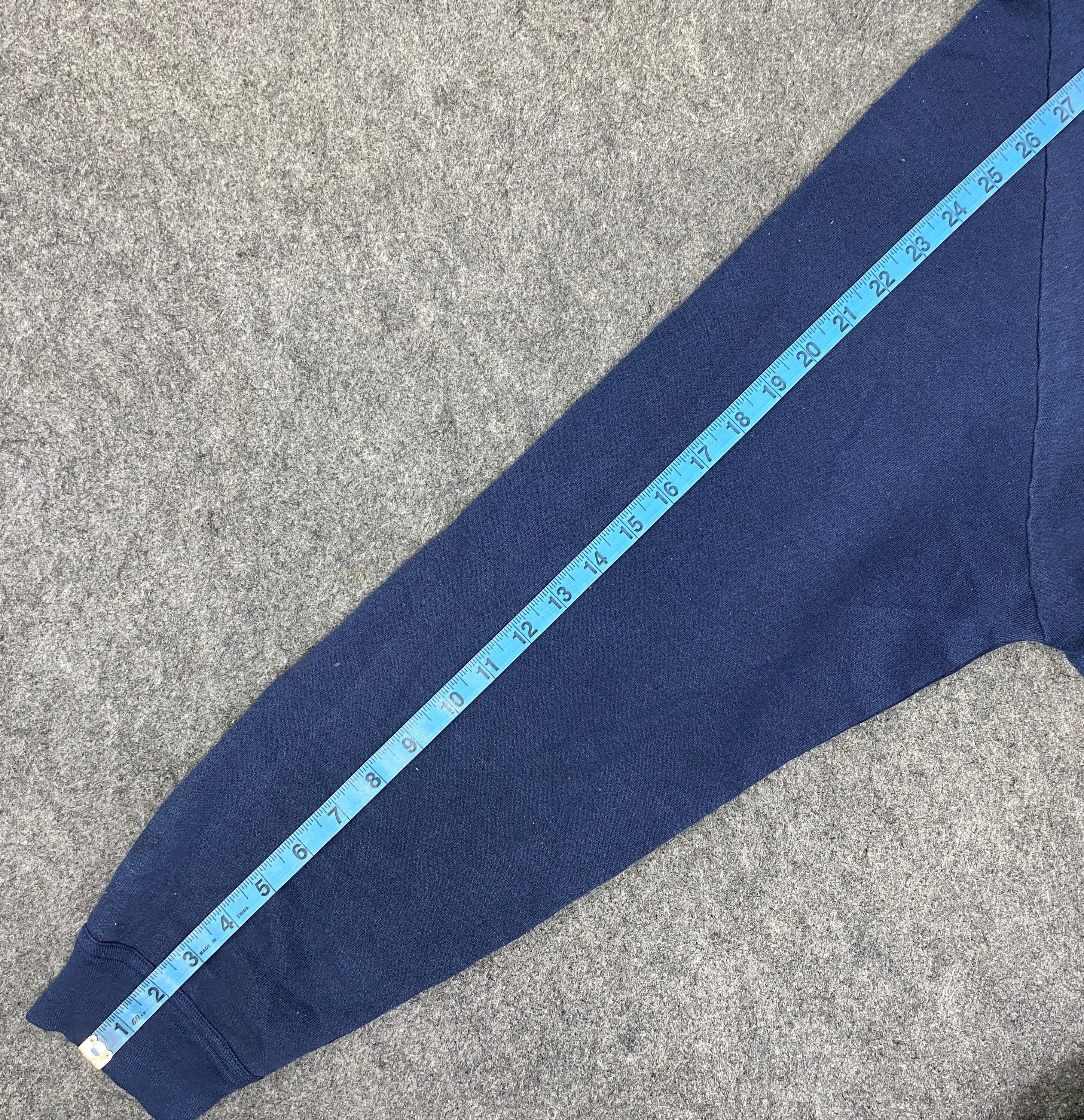 Japanese Brand Vintage Toronto Hoodie - SW110 Size US M / EU 48-50 / 2 - 4 Thumbnail