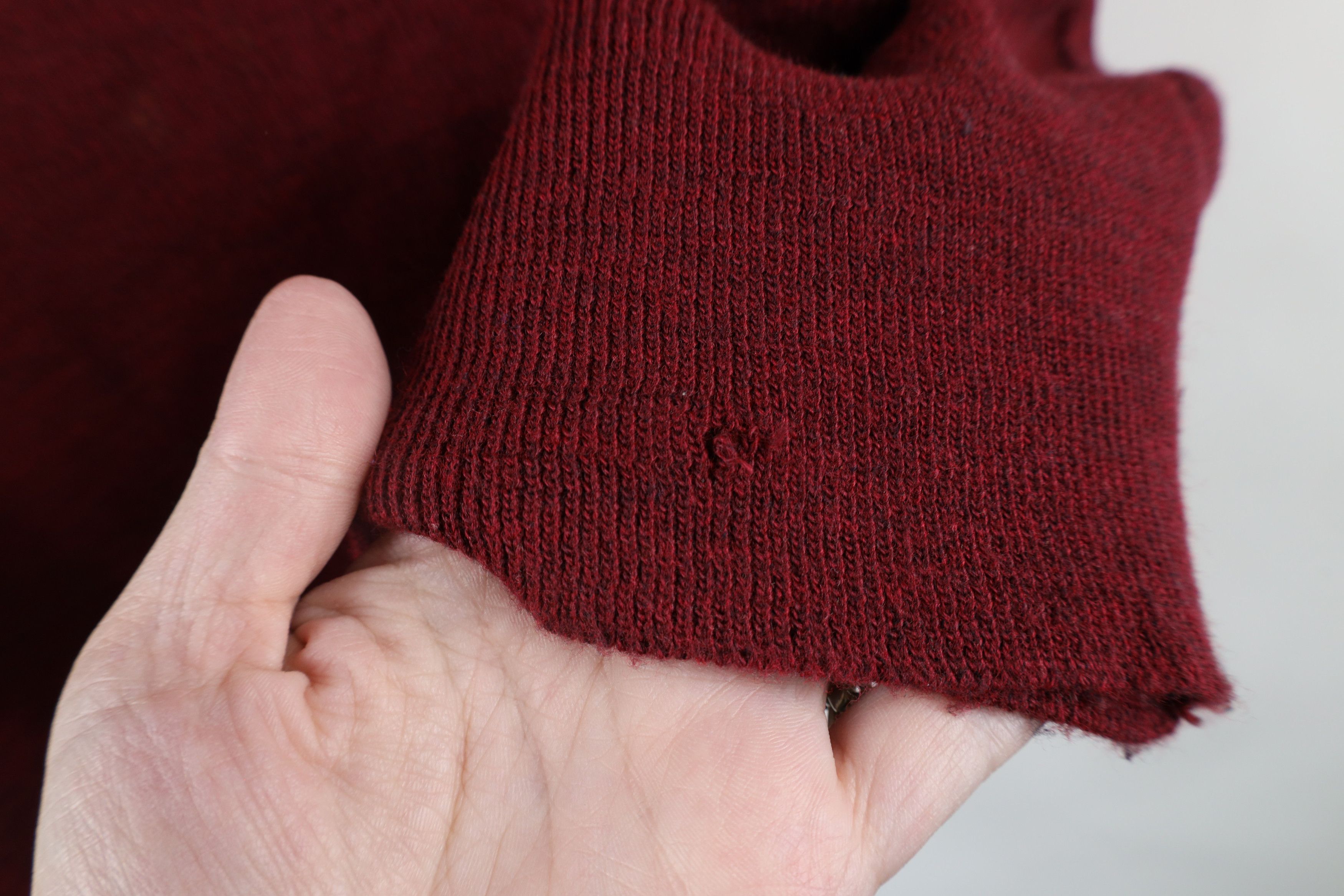 Vintage Vintage 70s Streetwear Blank Knit V-Neck Sweater Vest USA Size US M / EU 48-50 / 2 - 4 Thumbnail