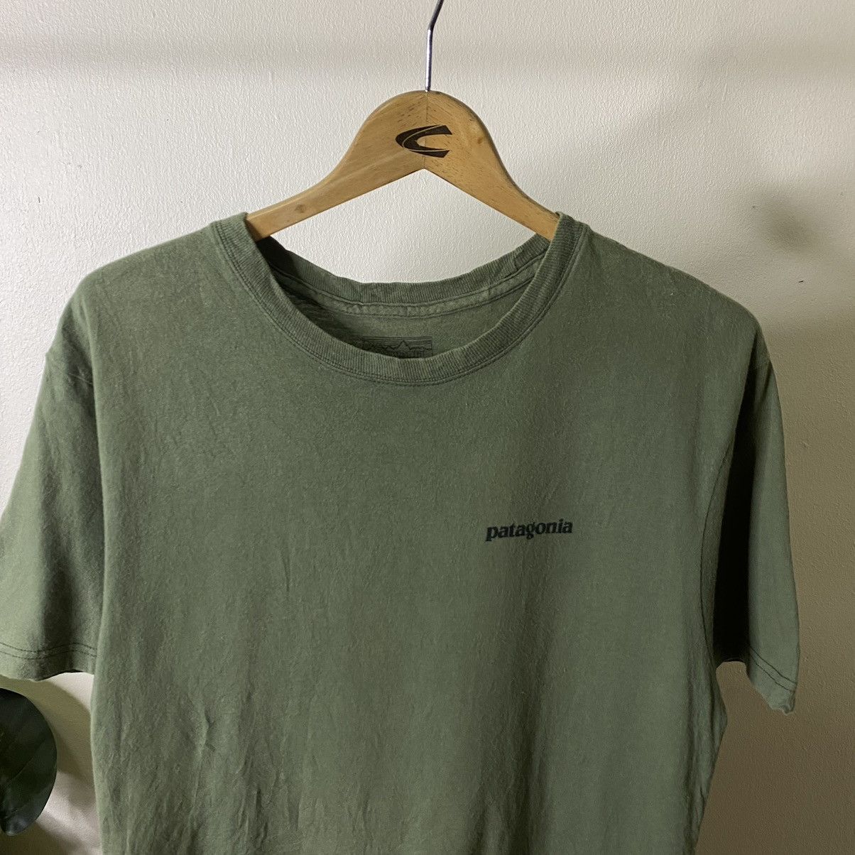 Patagonia Patagonia Surf Shark Tee Size US M / EU 48-50 / 2 - 9 Thumbnail