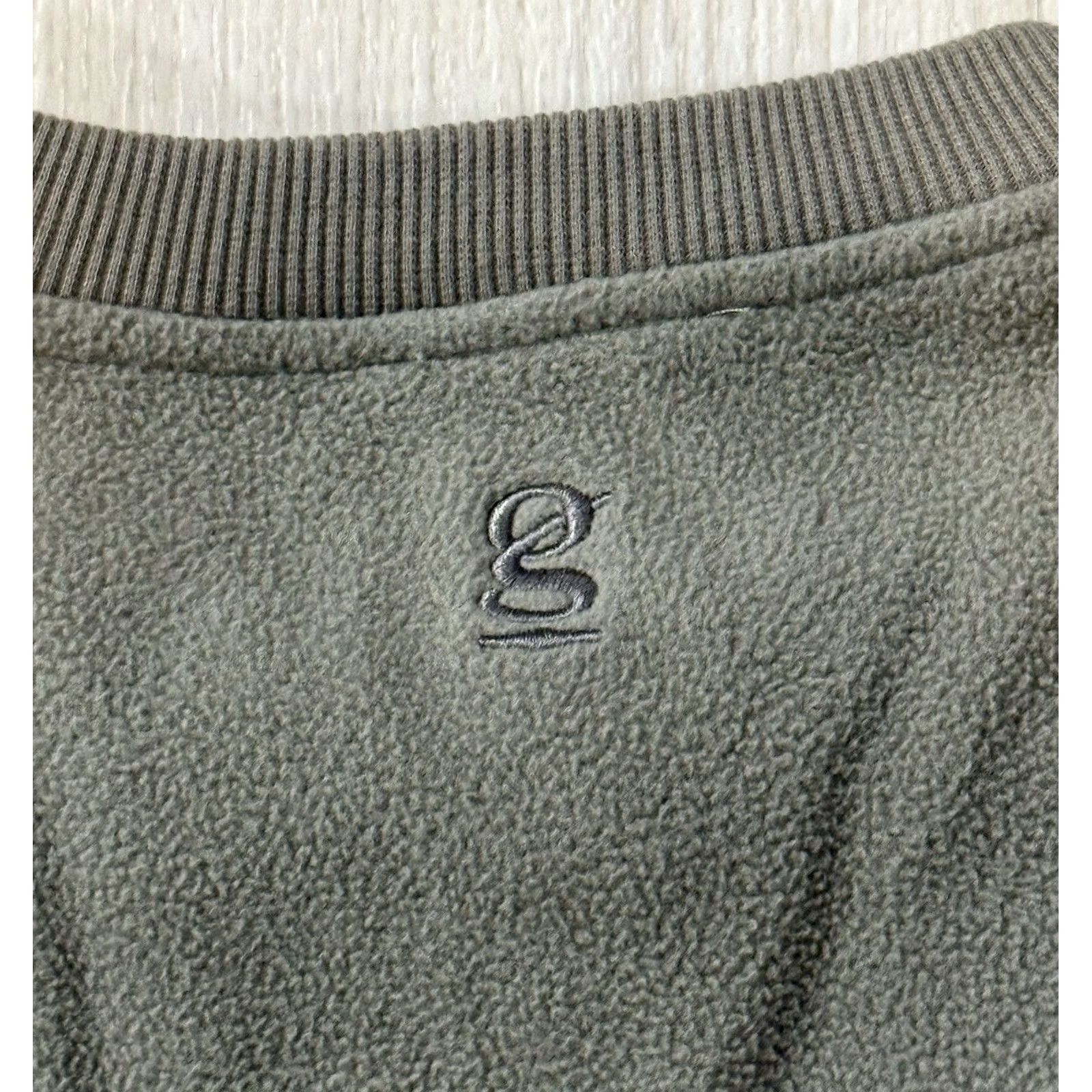 Vintage Vintage Gear For Sports Survivor Panama: Exile Island Crewneck Sweatshirt OSFA CBS TV Unisex Adults Green Size US M / EU 48-50 / 2 - 5 Thumbnail
