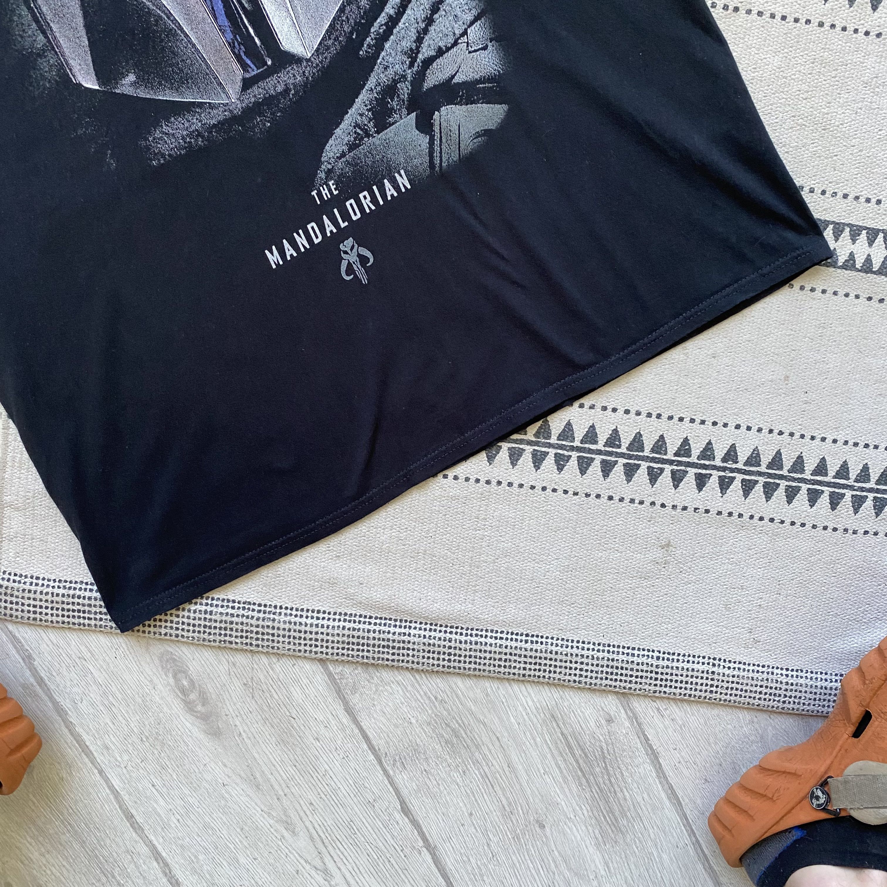 Star Wars 📺 MOVIE Star Wars tee The Mandalorian Y2K Size US L / EU 52-54 / 3 - 3 Thumbnail