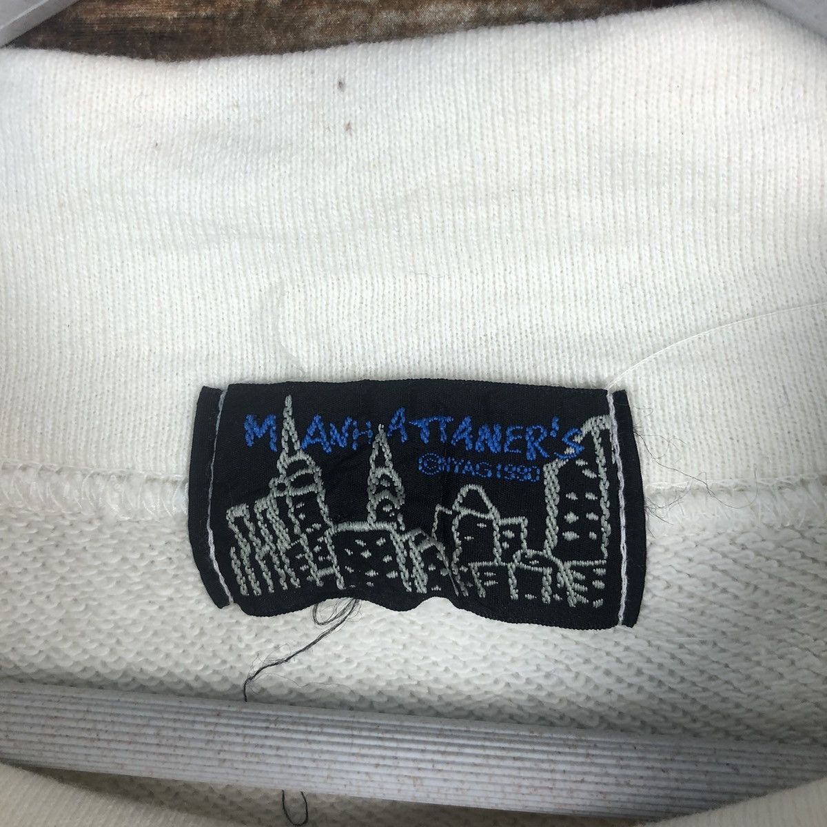 Vintage Mawnattaners NY vintage White Sweatshirt #A1289 Size US M / EU 48-50 / 2 - 11 Thumbnail