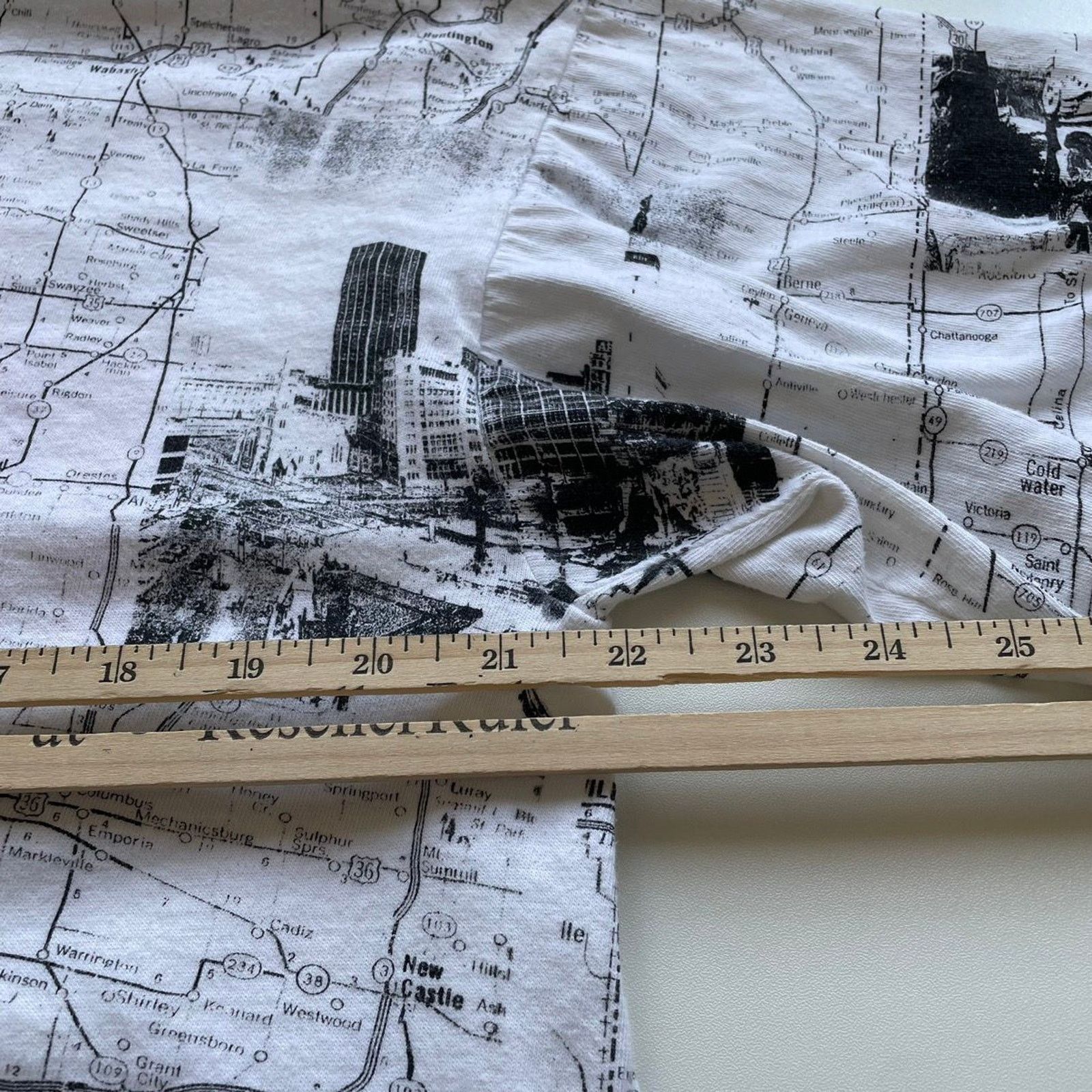 Vintage Vintage 90s Indiana AOP Art Map T Shirt XL Made In USA Rare Size US M / EU 48-50 / 2 - 9 Thumbnail