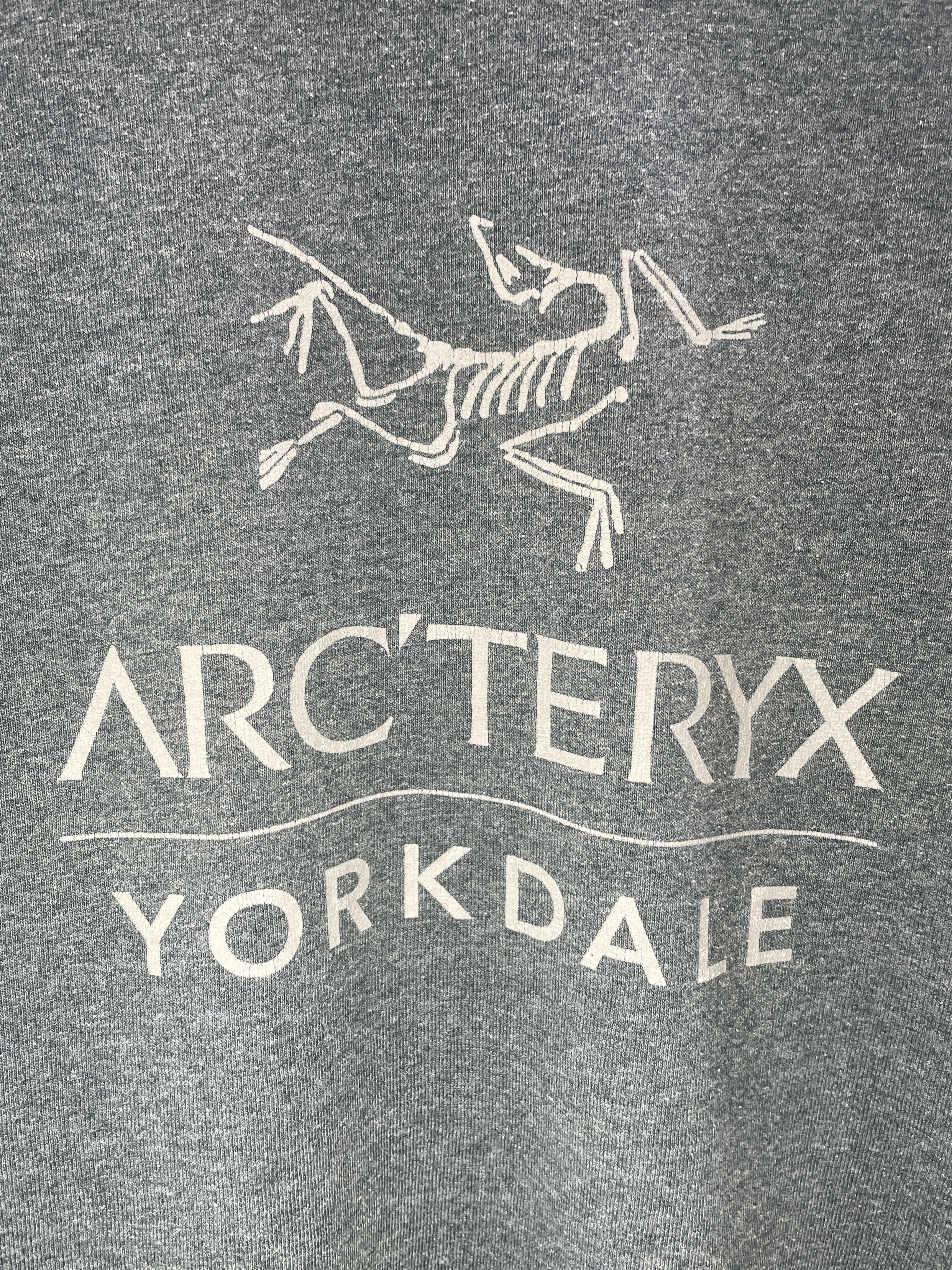 Arc'teryx ARCTERYX Yorkdale Store Opening Cotton T-Shirt Tee Size US S / EU 44-46 / 1 - 3 Thumbnail