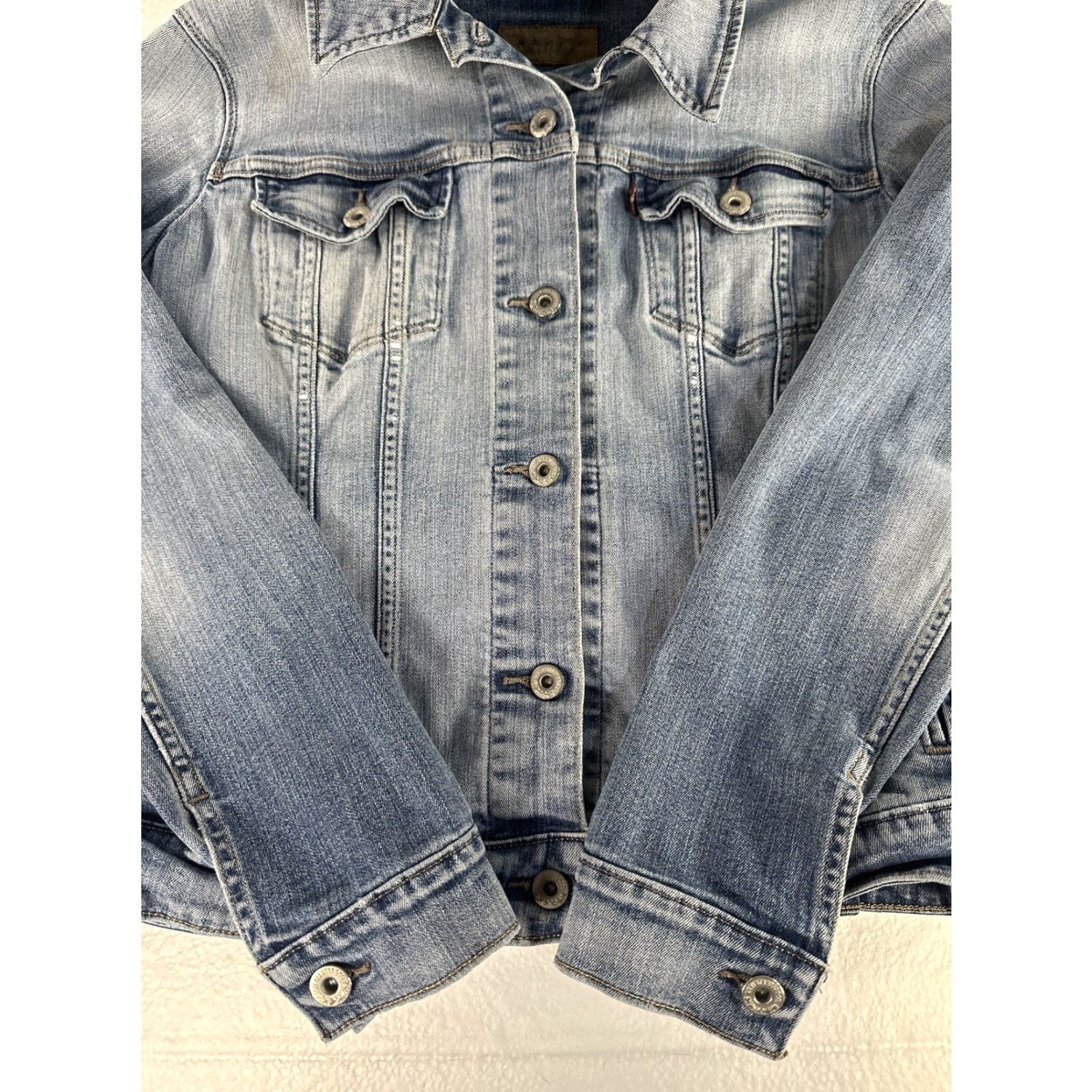 Levi's Levi’s Trucker Jacket Womens XL Blue Denim Button Front Classic Fit Size XL / US 12-14 / IT 48-50 - 3 Thumbnail
