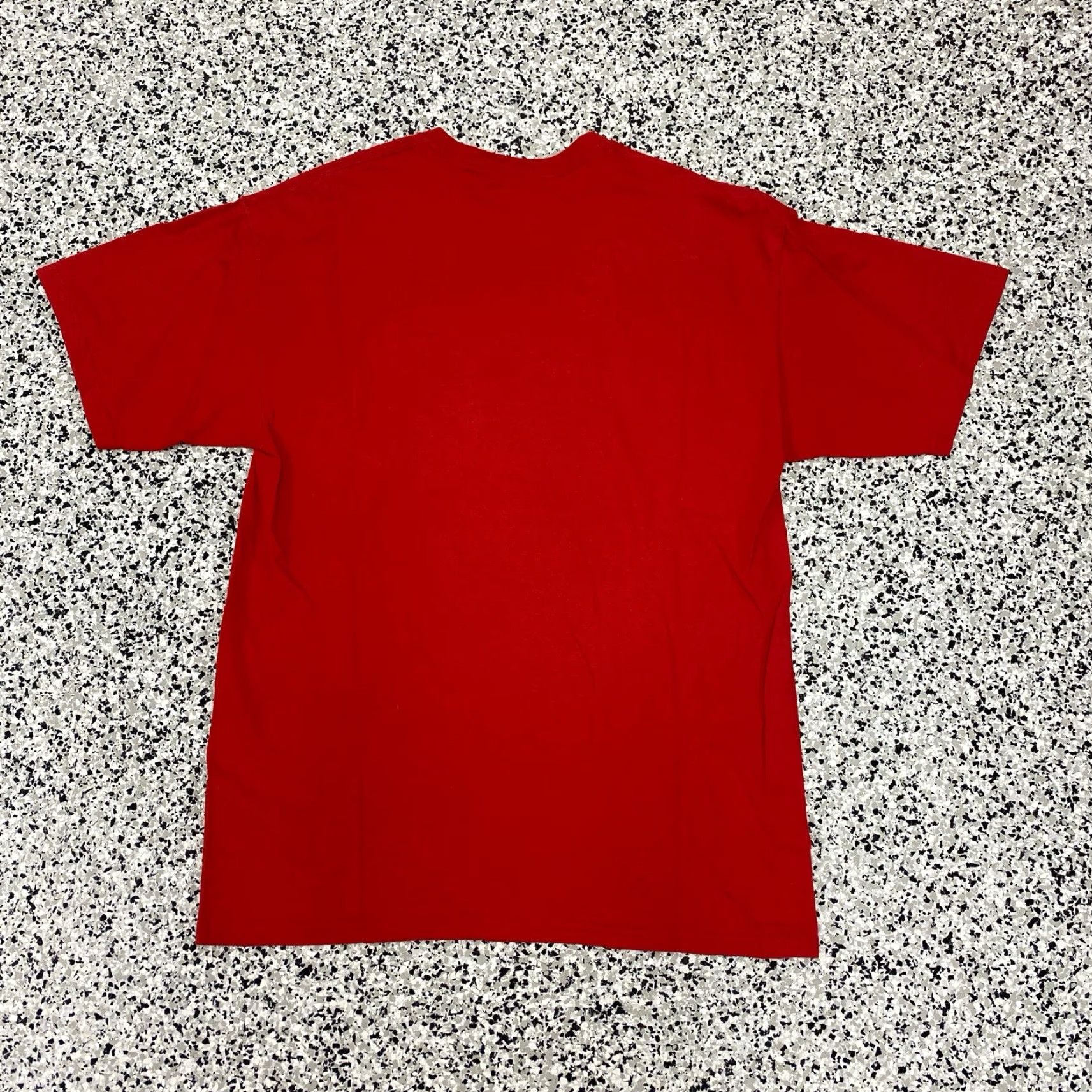 Vintage VINTAGE International Harvester Farmall Tractor T Shirt Large Red Men L 1990s Tractor Shirts Size US L / EU 52-54 / 3 - 4 Thumbnail