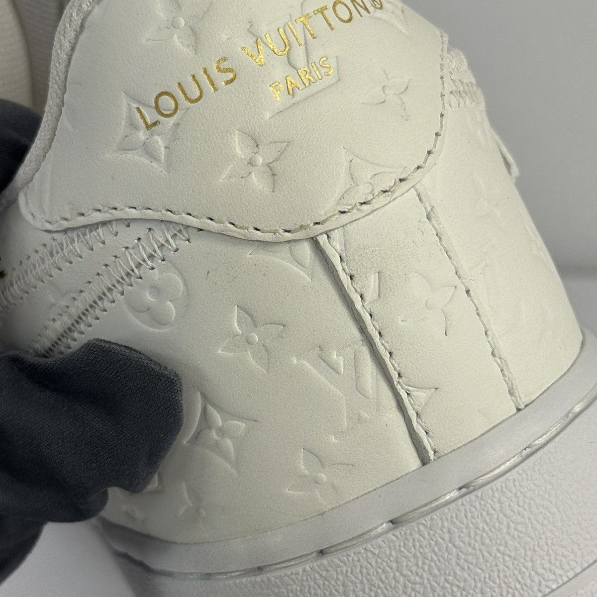 Louis Vuitton VIRGIL ABLOH LOUIS VUITTON X AIR FORCE 1 SNEAKERS Size US 8.5 / EU 41-42 - 6 Thumbnail
