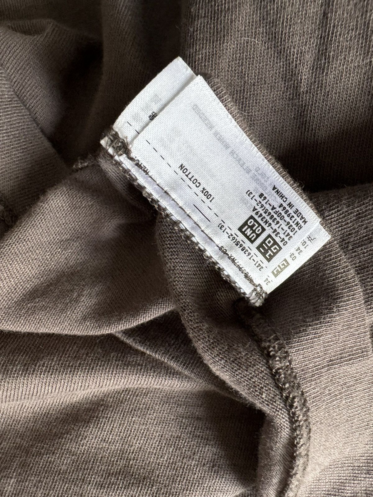 Kaws × Uniqlo Kaws Uniqlo Passing Through LTD Edition Dark Grey Shirt XL Size US XL / EU 56 / 4 - 5 Thumbnail