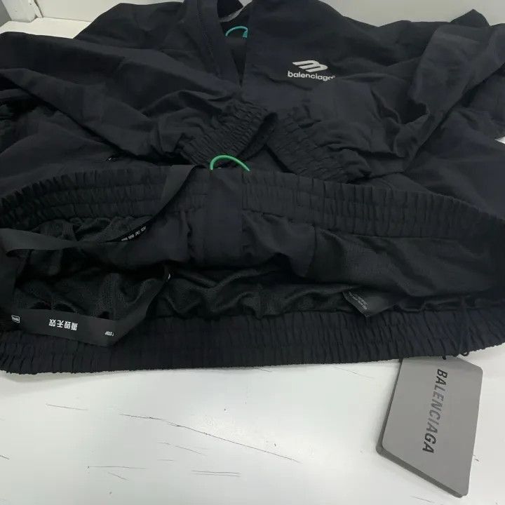Balenciaga Balenciaga Black Logo Zip Sports Jacket 0079-2507 Size US M / EU 48-50 / 2 - 4 Thumbnail