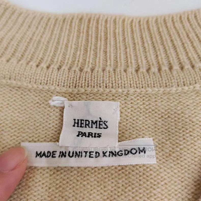 Hermes Hermes Khaki Loose Knit Cashmere Sweater Size XS / US 0-2 / IT 36-38 - 3 Thumbnail
