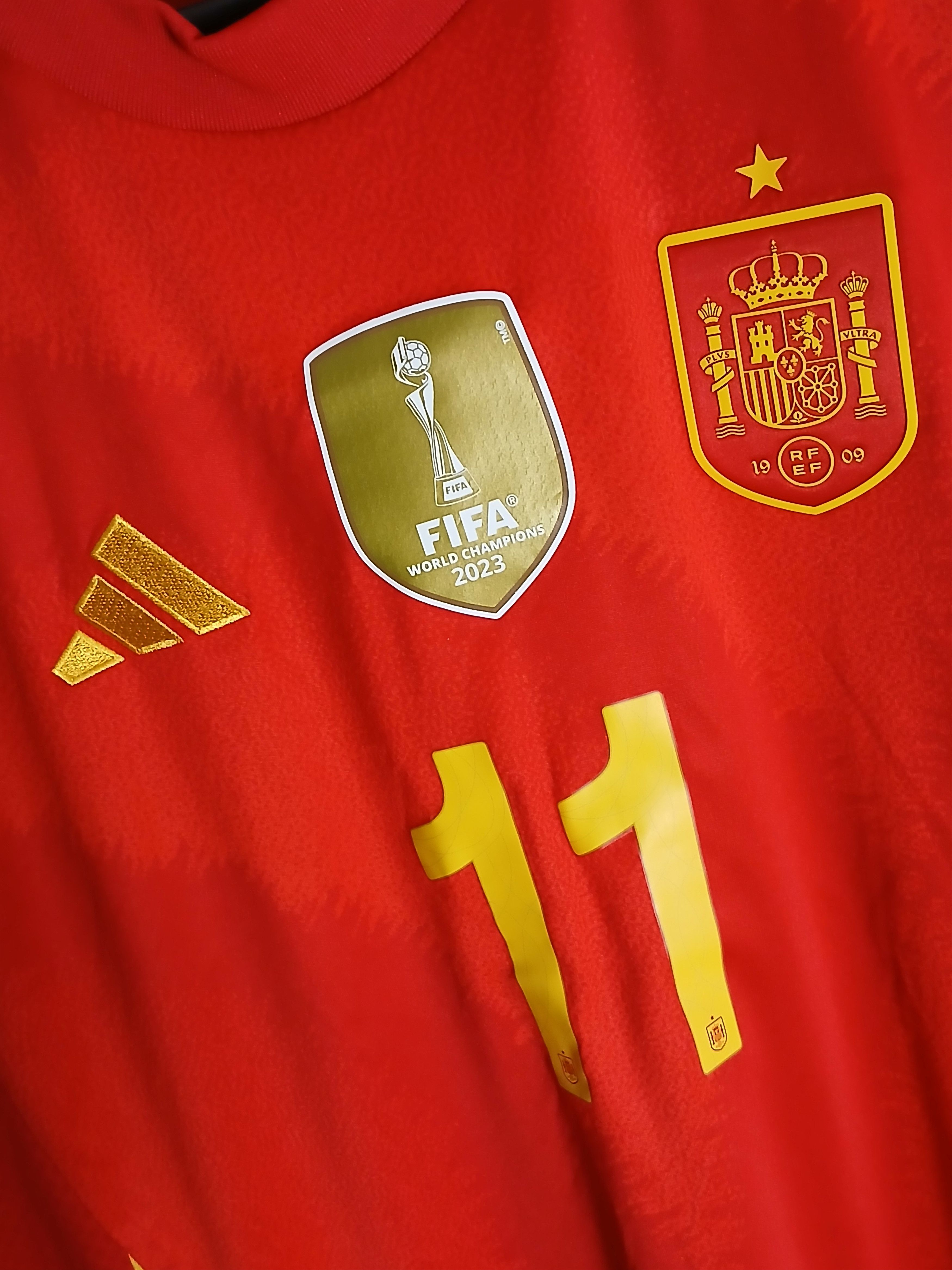 Adidas New Spain National Football Team 24/25 Home Jersey T-Shirt Size L / US 10 / IT 46 - 3 Thumbnail