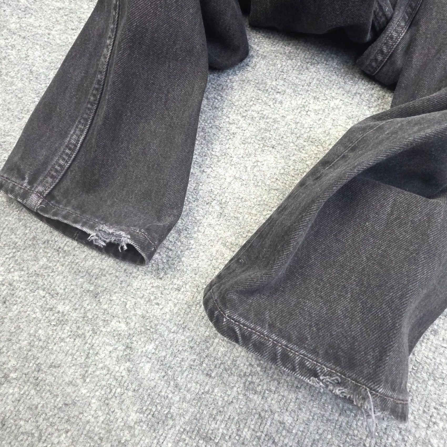 Levi's VINTAGE Levi's 501 Jeans Men's 34 x 30 Black Made USA 31x29 Regular Denim 5-Pocket USA 90s Size US 31 - 6 Thumbnail