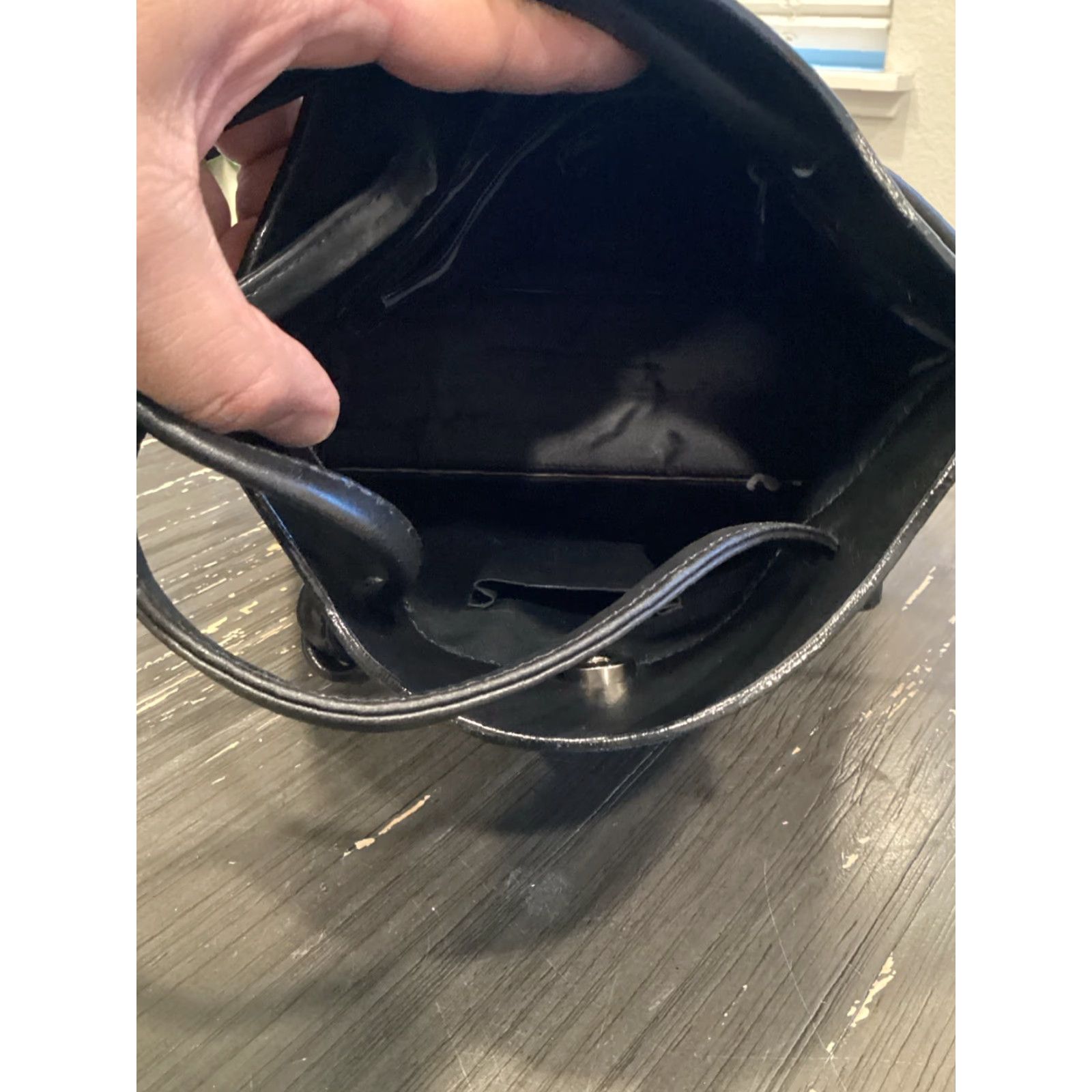 Tiffany & Co. TIFFANY & CO. Large Black Leather Shoulder Bag - Backpack/Purse, Designer Women's аксессуар Size ONE SIZE - 6 Thumbnail