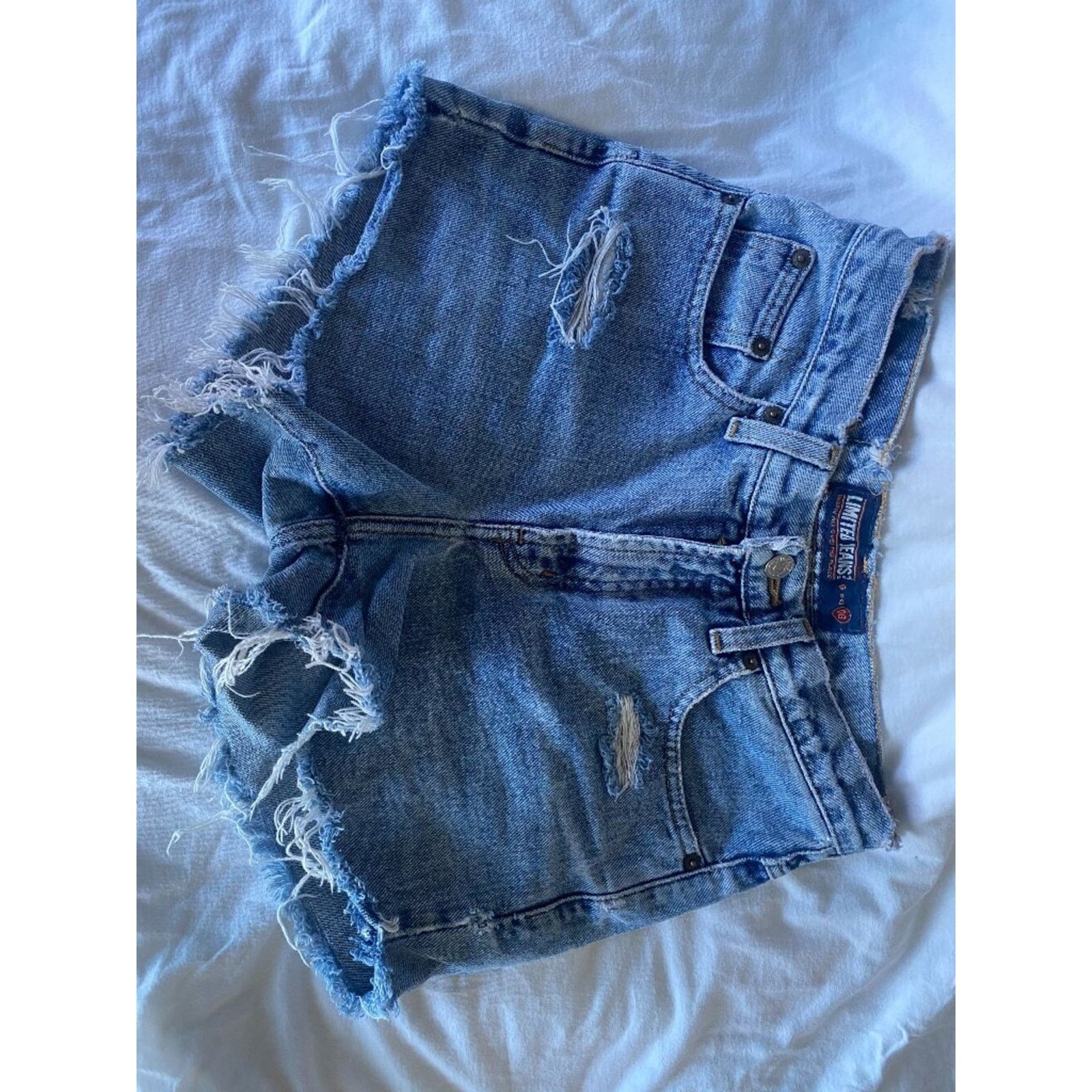 Other The Limited Denim Blue Women's Shorts Size 4 Size 25" / US 0 / IT 36 - 1 Thumbnail