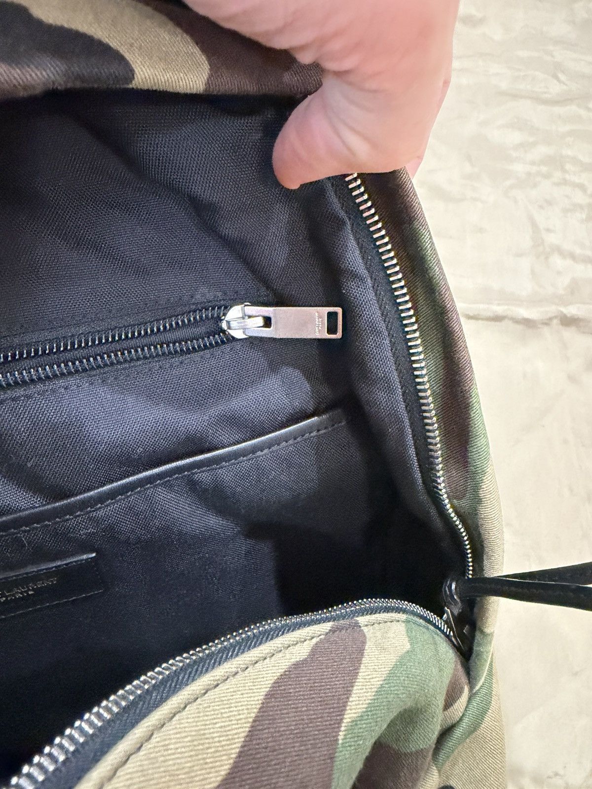 Saint Laurent Paris Saint Laurent City Backpack Camo & Black Size ONE SIZE - 13 Thumbnail