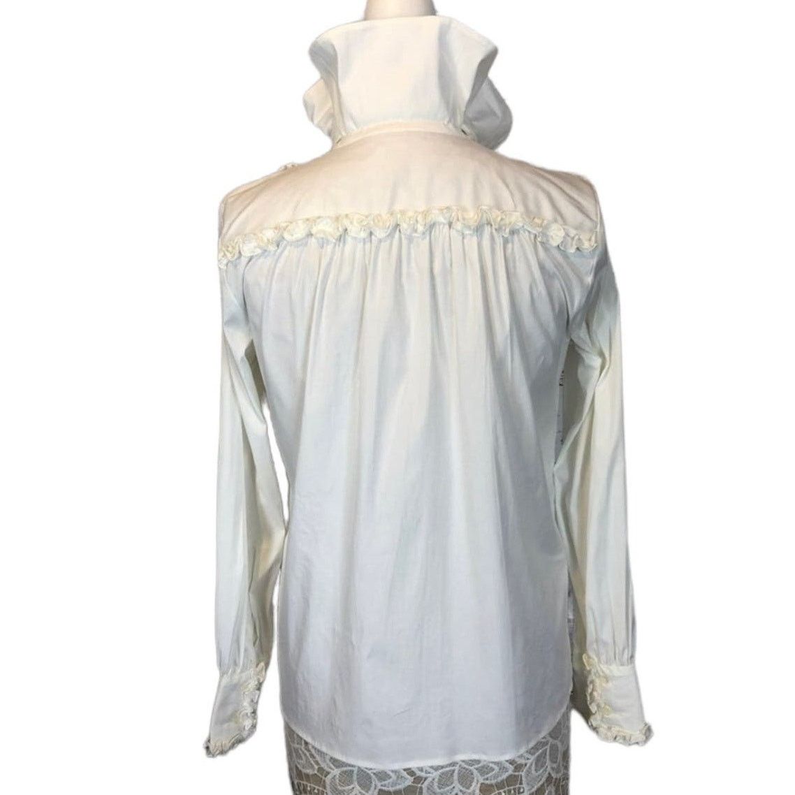 Etro ETRO white tuxedo blouse ruffled neck Victorian style small Size S / US 4 / IT 40 - 8 Thumbnail