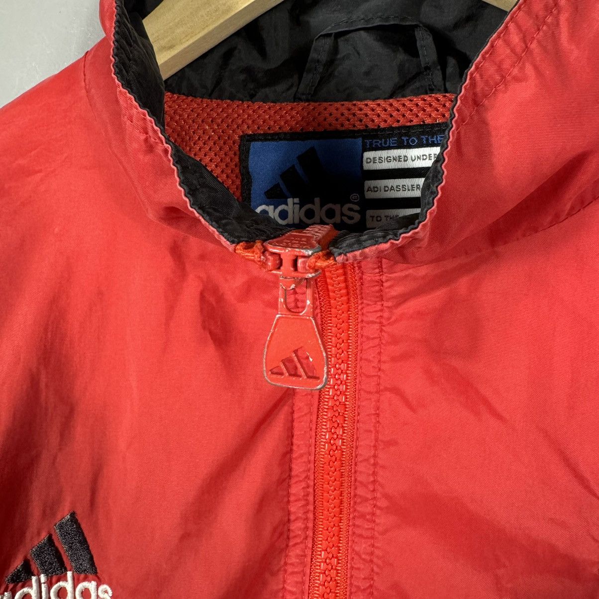 Adidas × NFL × Vintage Vintage Adidas 90s Nebraska Cornhuskers Light Jacket Size US L / EU 52-54 / 3 - 4 Thumbnail