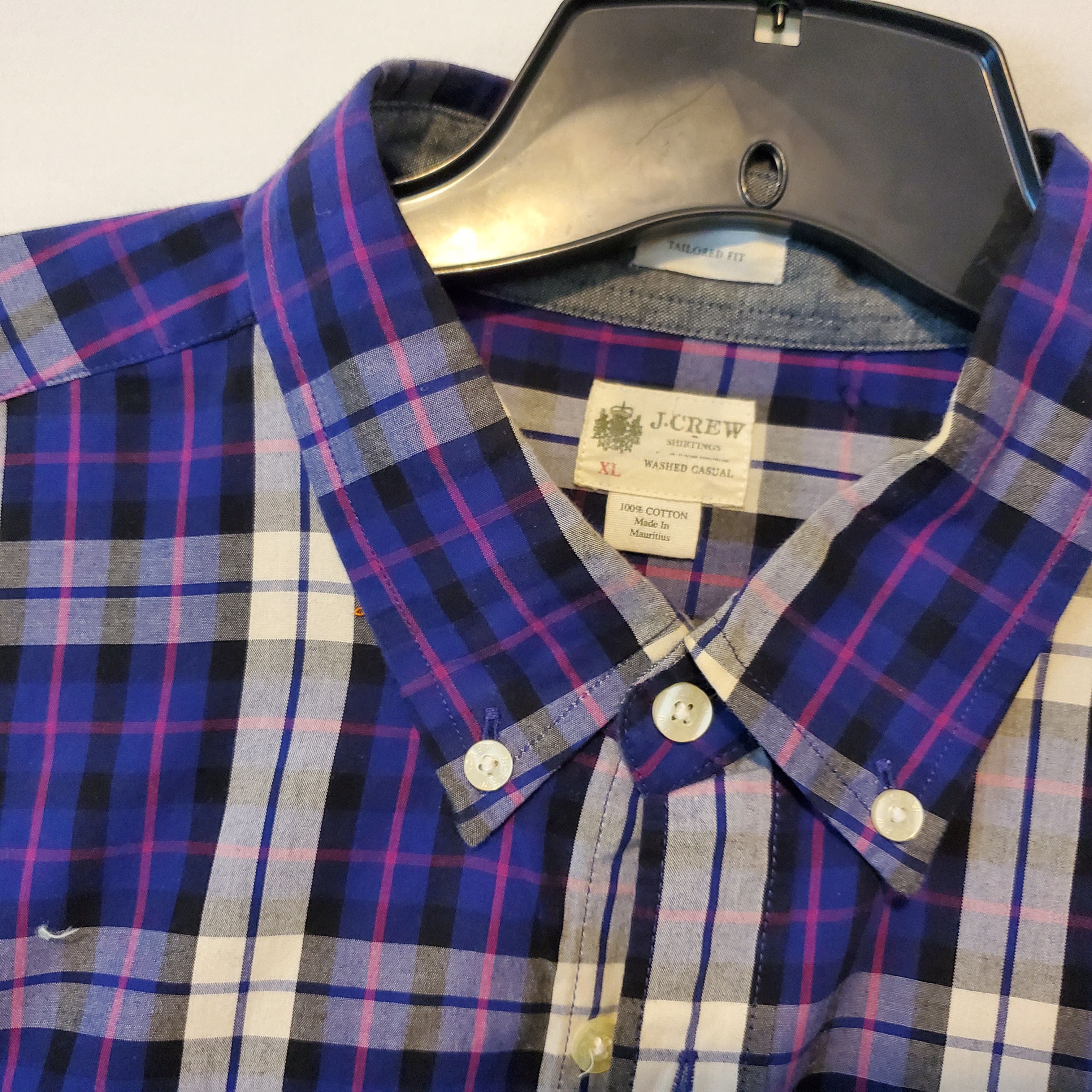 J.Crew J. Crew Men's XL Tailored-Fit Button shirt Size US XL / EU 56 / 4 - 2 Thumbnail