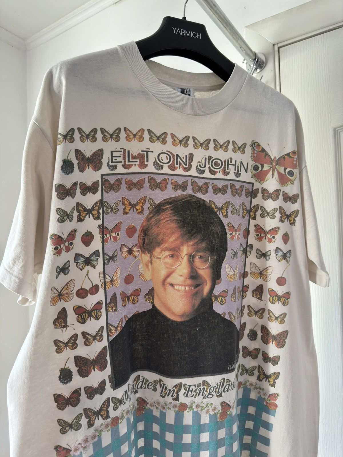 Band Tees VINTAGE 1995 ELTON JOHN MADE IN ENGLAND ALL OVER TEE XL Size US XL / EU 56 / 4 - 5 Thumbnail