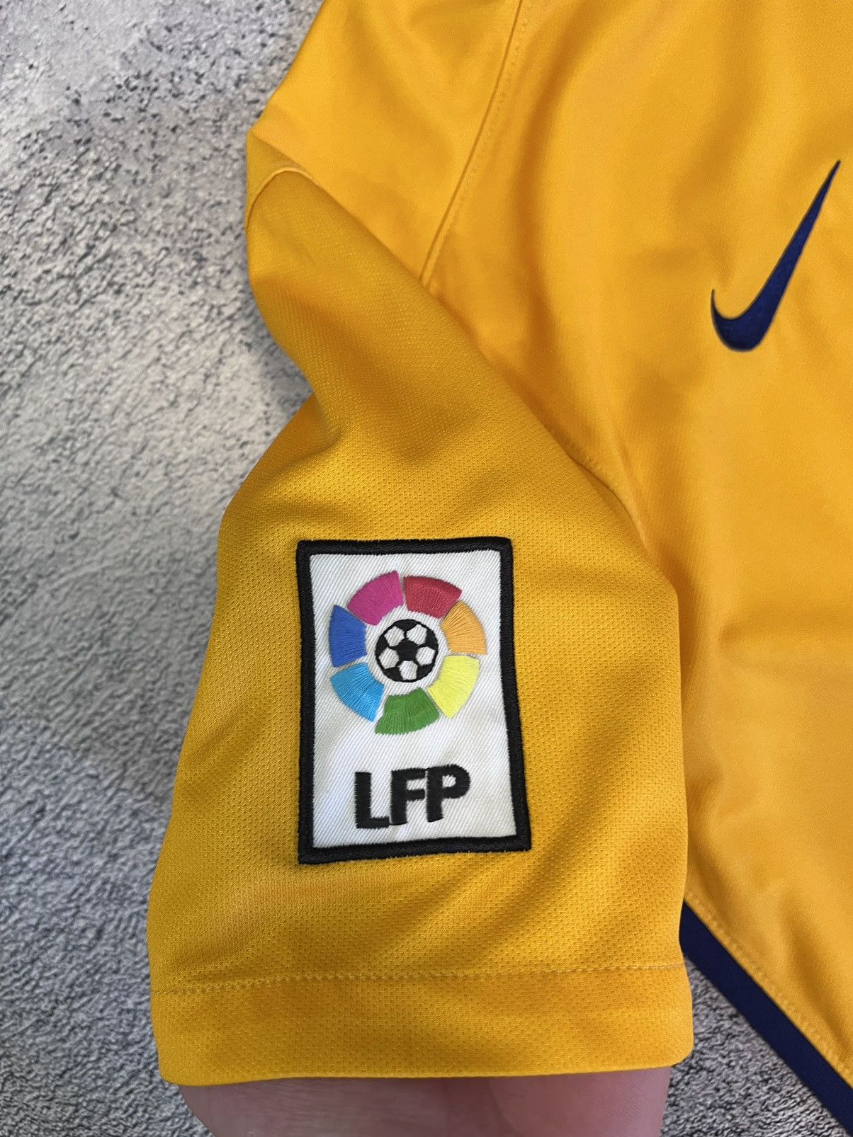 Nike Nike FC Barcelona Away Men’s Jersey Soccer Football Shirt Size US XL / EU 56 / 4 - 8 Thumbnail