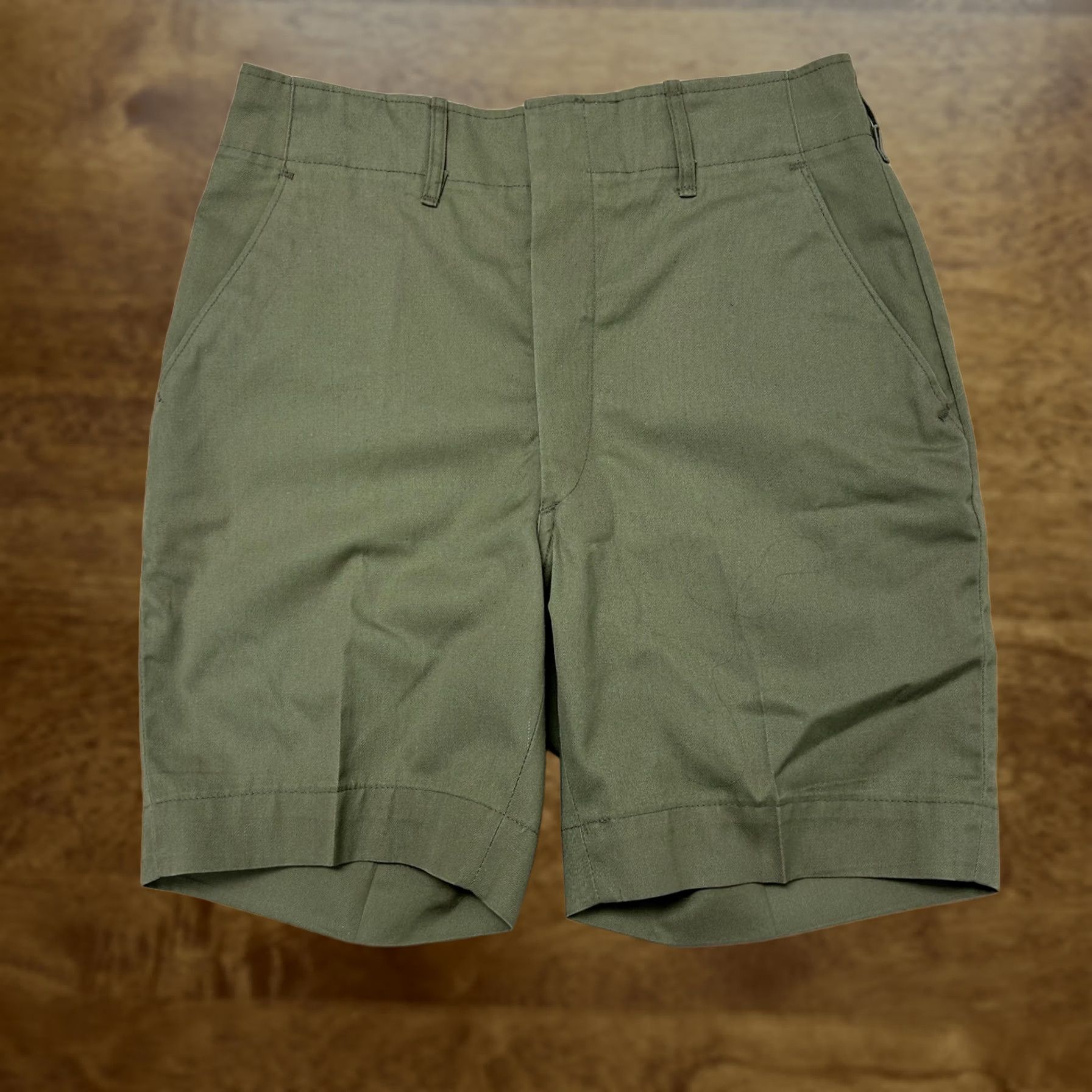 Vintage VINTAGE Boy Scouts of America Shorts Womens 26 Green Twill Zip Fly Casual Wear Slim 9in Inseam Womens Brown Green Size 26" / US 2 / IT 38 - 1 Thumbnail
