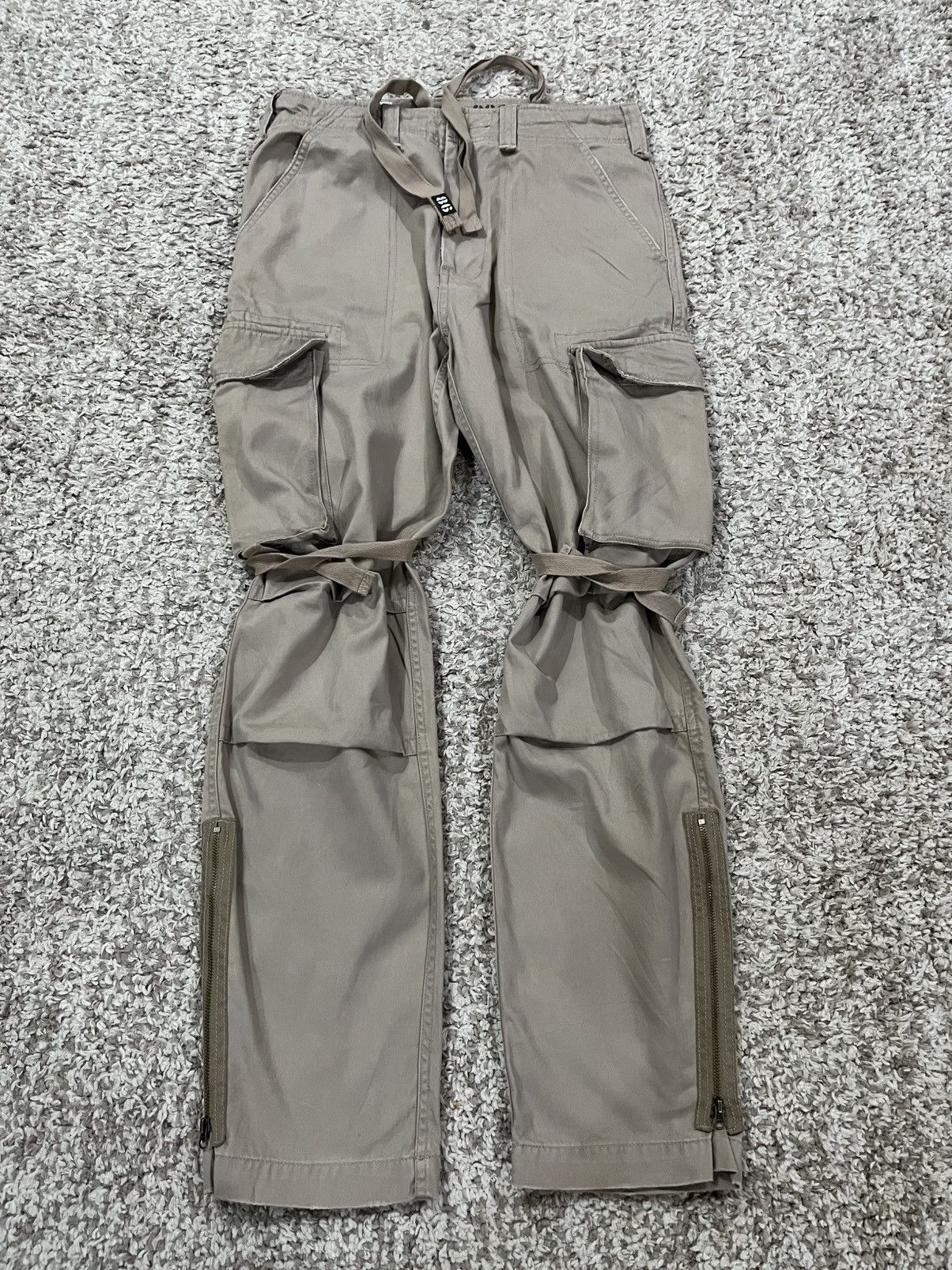 Le Grande Bleu (L.G.B.) 🔥🔥 TRAVIS SCOTT RCC BONDAGE CARGO TECHWEAR Size US 30 / EU 46 - 1 Thumbnail