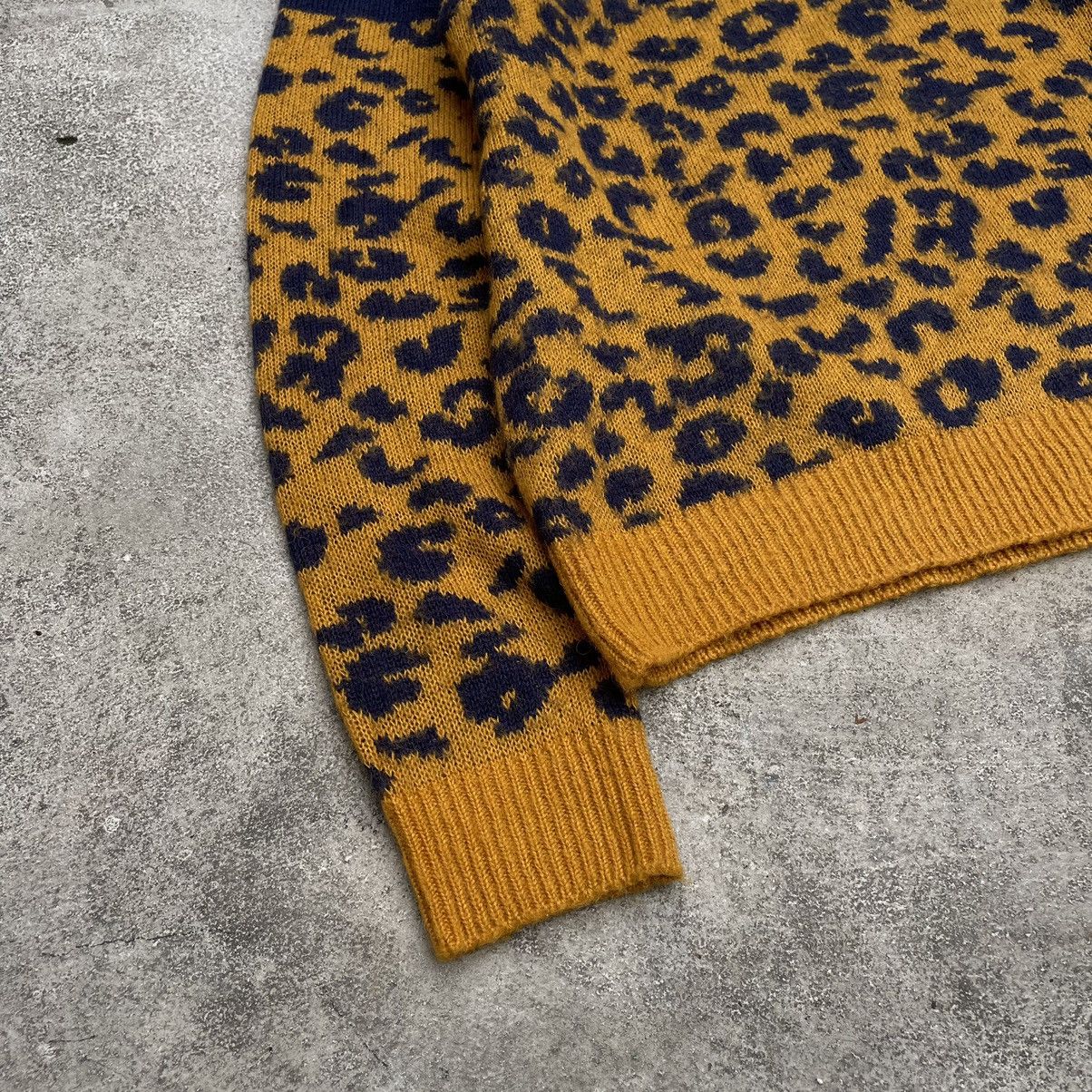 Vintage Vintage Y2K Leopard Stripe Knit Sweater Preppy Streetwear M Size US M / EU 48-50 / 2 - 2 Thumbnail