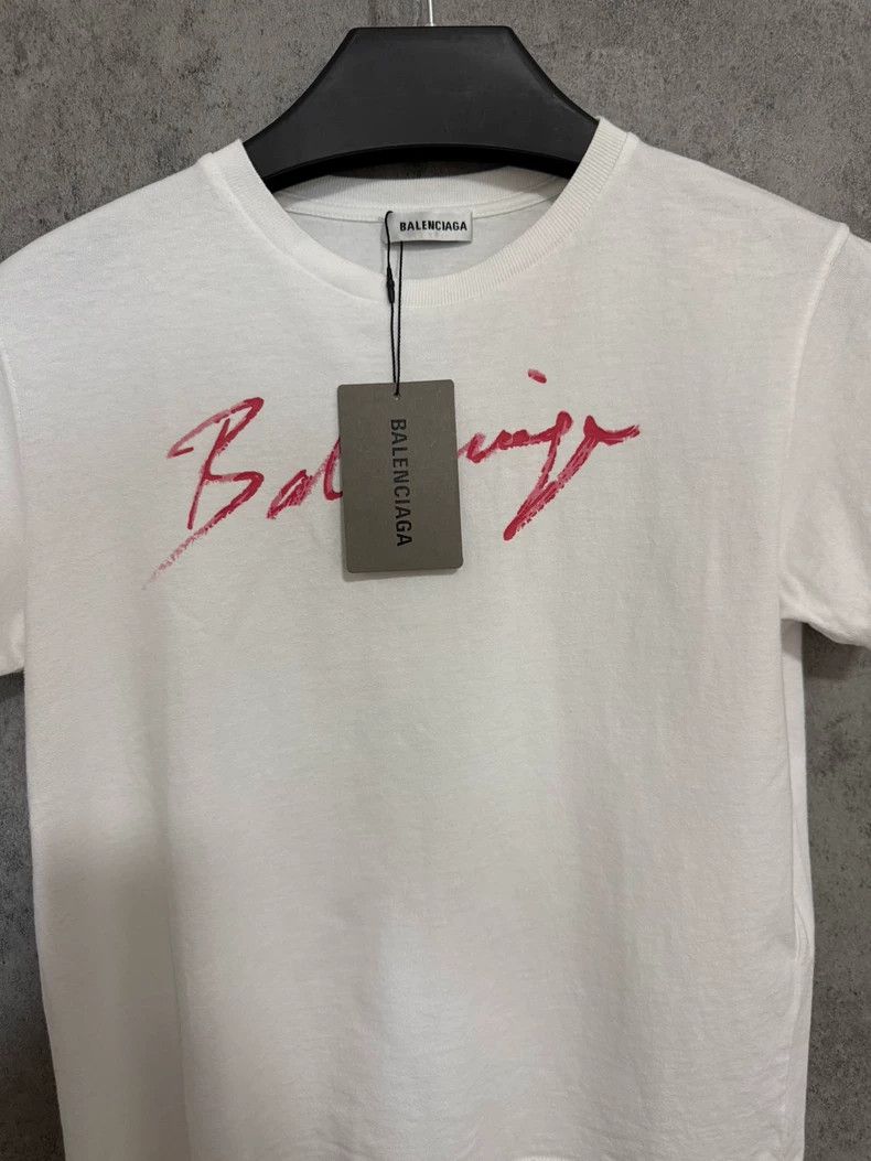 Other Balenciaga Signature Letter Logo Short Sleeve T-Shirt Wome Size XS / US 0-2 / IT 36-38 - 2 Thumbnail
