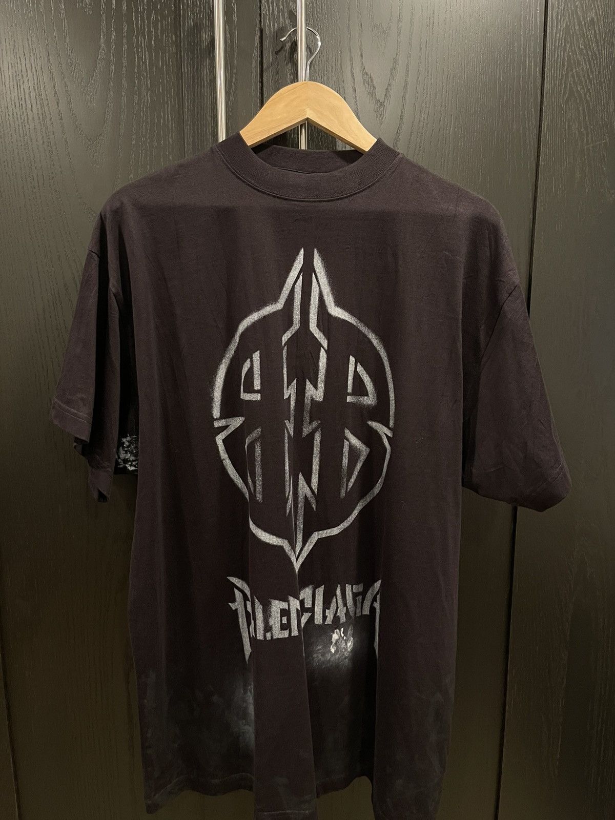 Balenciaga Balenciaga Metal Logo T Size US S / EU 44-46 / 1 - 1 Thumbnail