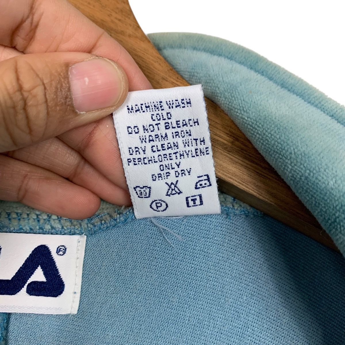 Fila Vintage 90's FILA Sweater Jacket #2526-C114 Size US L / EU 52-54 / 3 - 17 Thumbnail