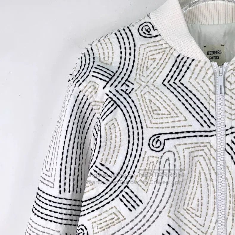 Hermes Hermes White Embroidered Cotton Jacket. Size M / US 6-8 / IT 42-44 - 3 Thumbnail