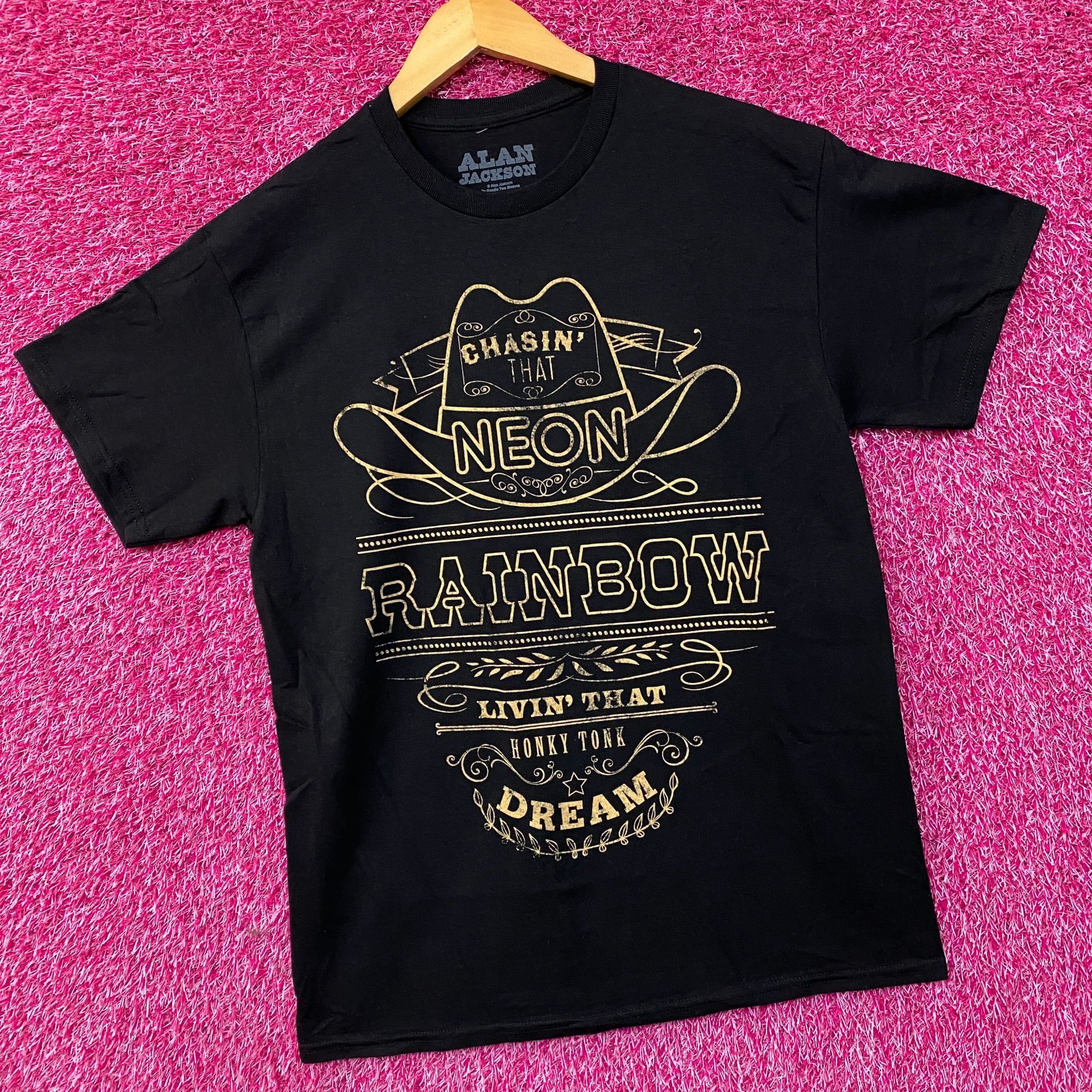 Rap Tees Alan Jackson Chasin That Neon Rainbow Graphic T-Shirt Medium Size US M / EU 48-50 / 2 - 3 Thumbnail