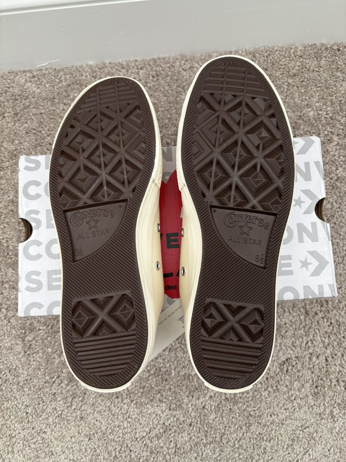 Comme des Garcons PLAY × Converse Comme Des Garcons Play x Converse Chuck Taylor Size US 8.5 / EU 41-42 - 7 Thumbnail