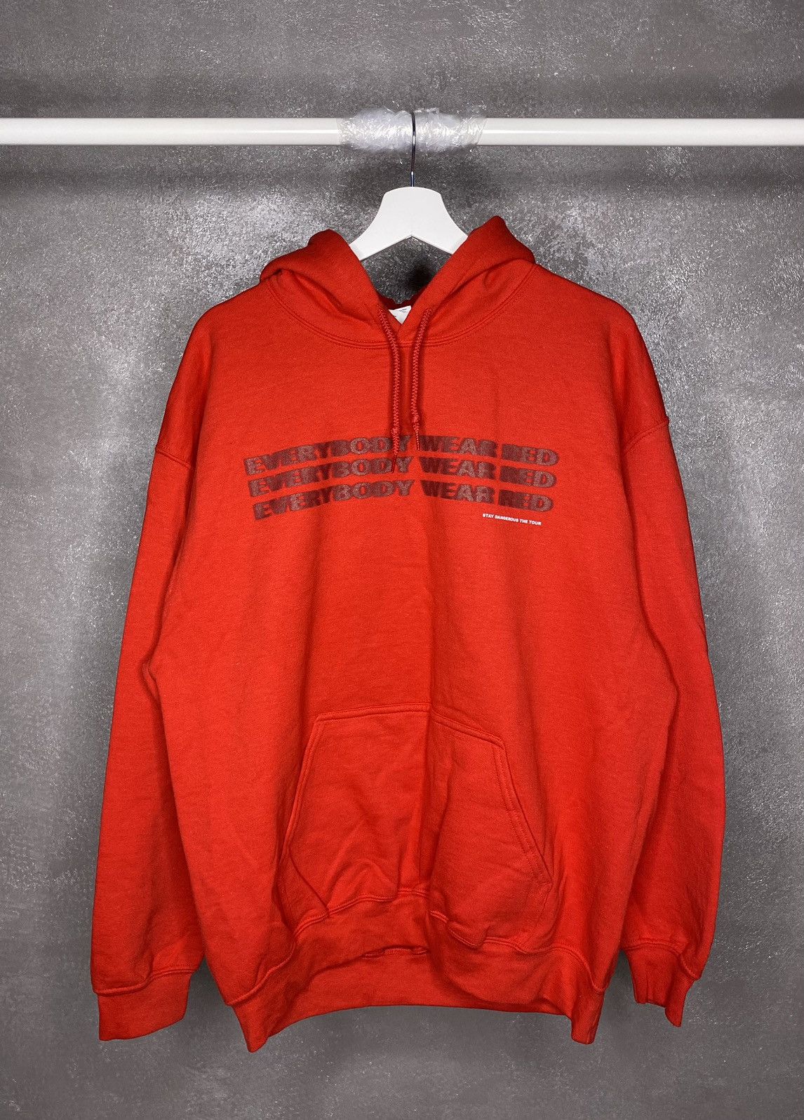 4HUNNID × Band Tees × Rap Tees YG Stay Dangerous The Tour Red Hoodie Size US L / EU 52-54 / 3 - 1 Thumbnail