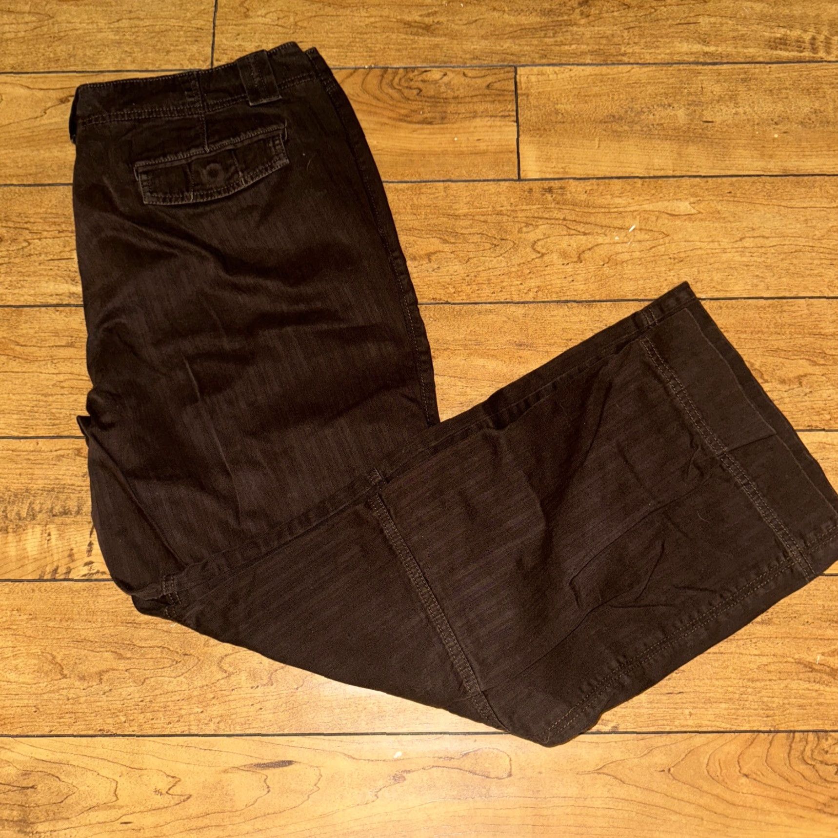 Eddie Bauer Eddie Bauer Cargo Pants Brown 35x32 Regular Men Cargo Pants Brown 35x32 Regular Mens Size US 35 - 2 Thumbnail