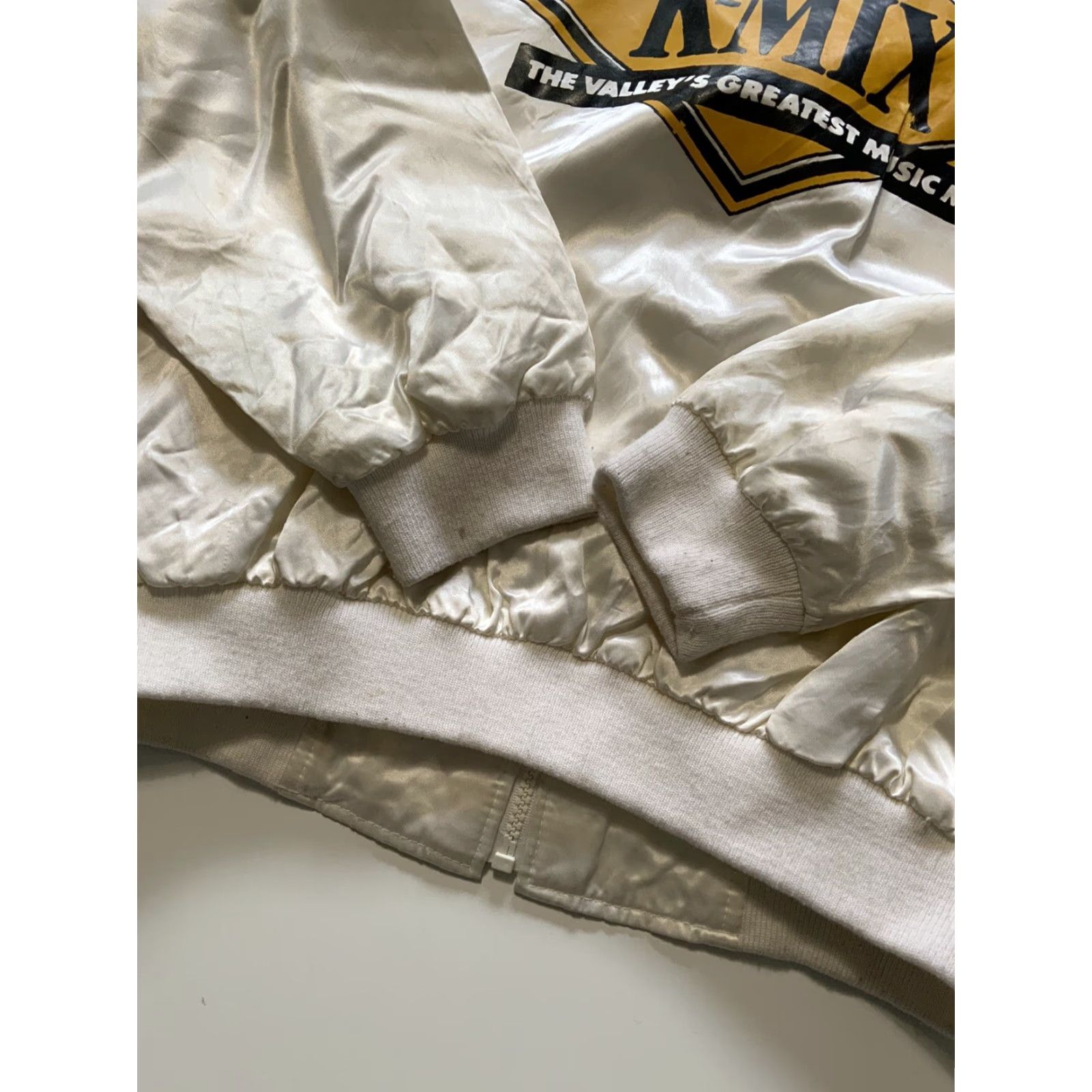 Vintage VINTAGE 90s K-Mix 106.3 FM Radio Valleys Greatest Music Satin Zip Jacket Sz. XXL/2XL Size US XXL / EU 58 / 5 - 7 Thumbnail