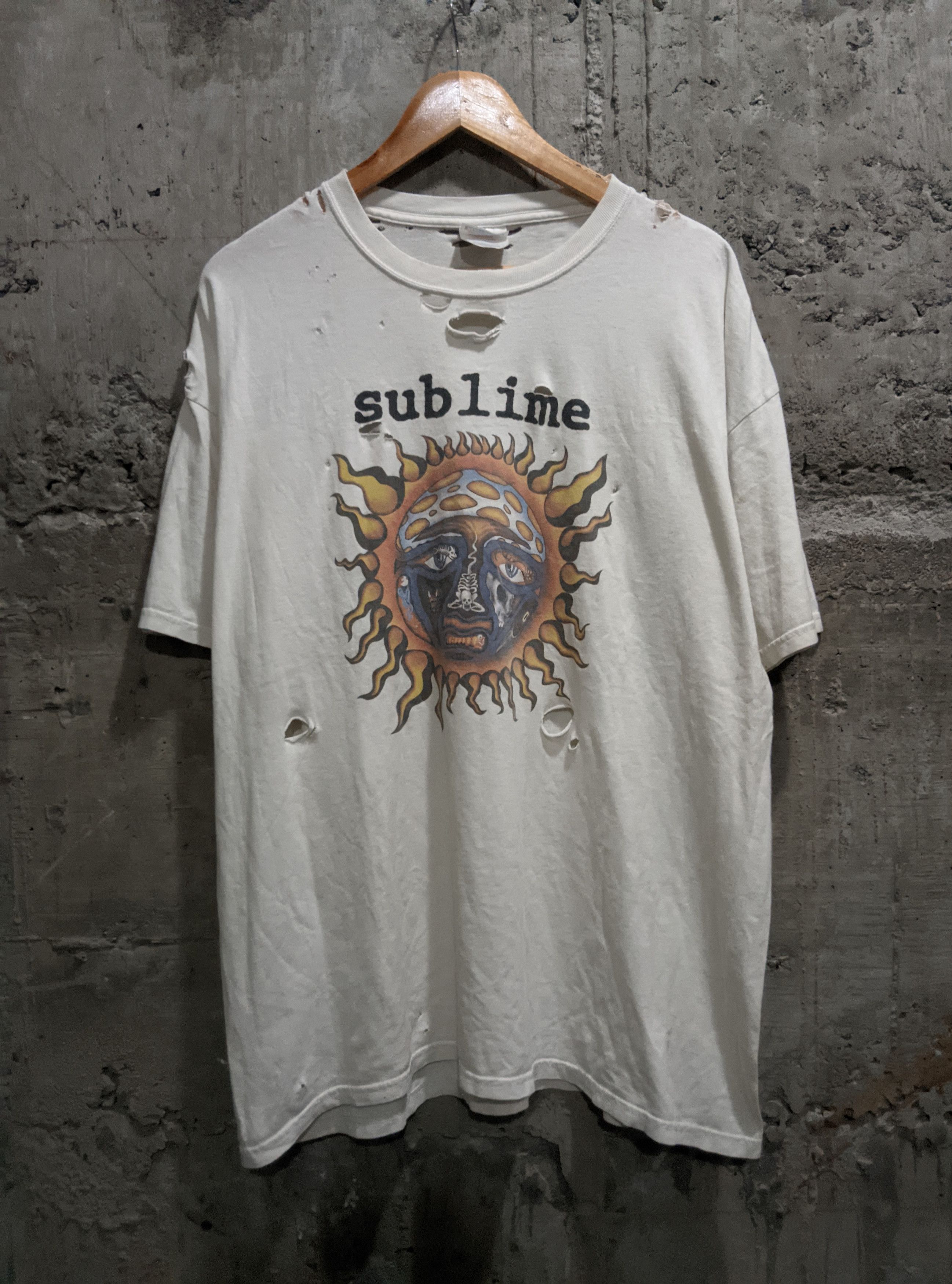 Band Tees Vintage 2000s thrashed sublime ska punk distressed erd Size US XL / EU 56 / 4 - 1 Thumbnail