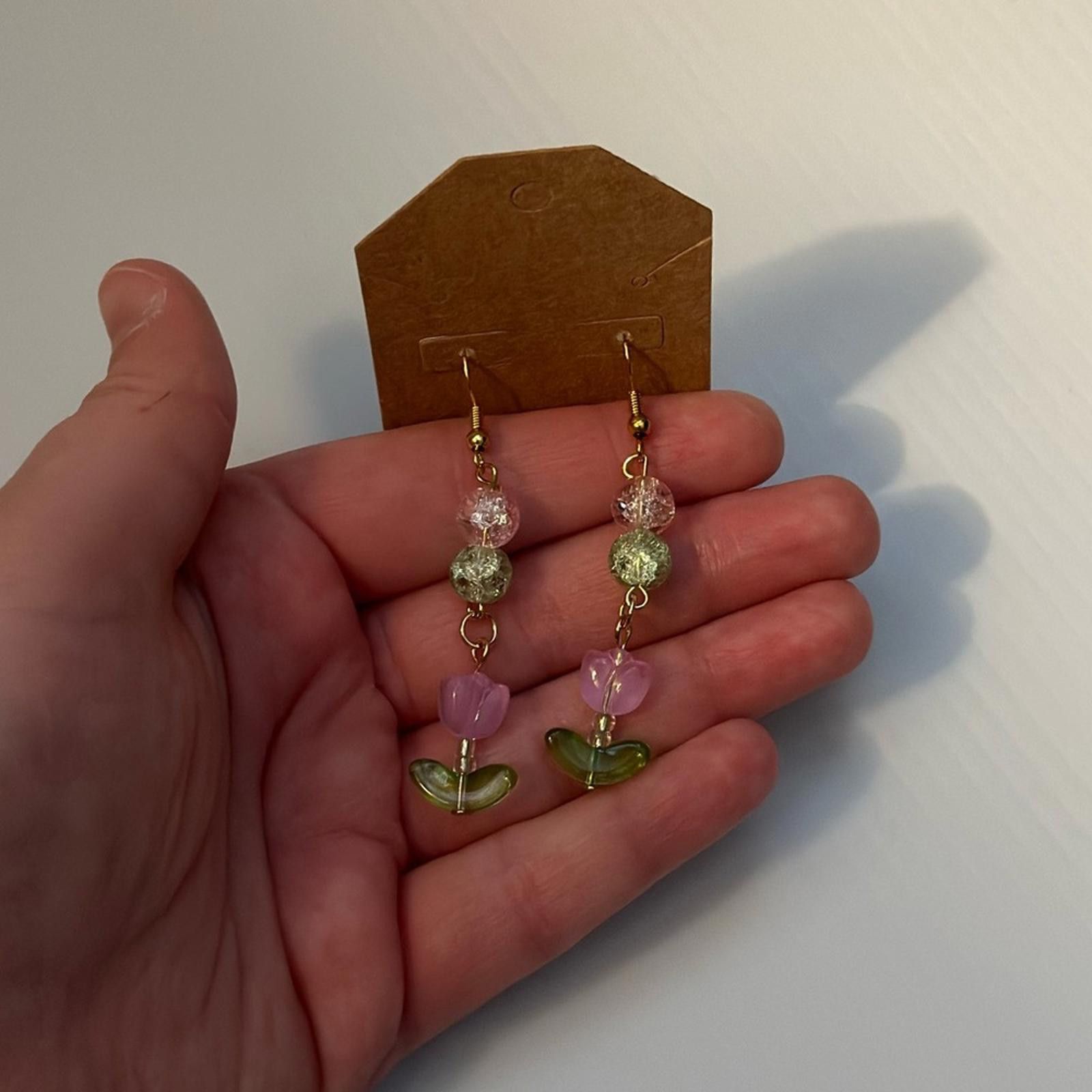 Handmade Adorable Tulip Beaded Earrings Size ONE SIZE - 2 Thumbnail