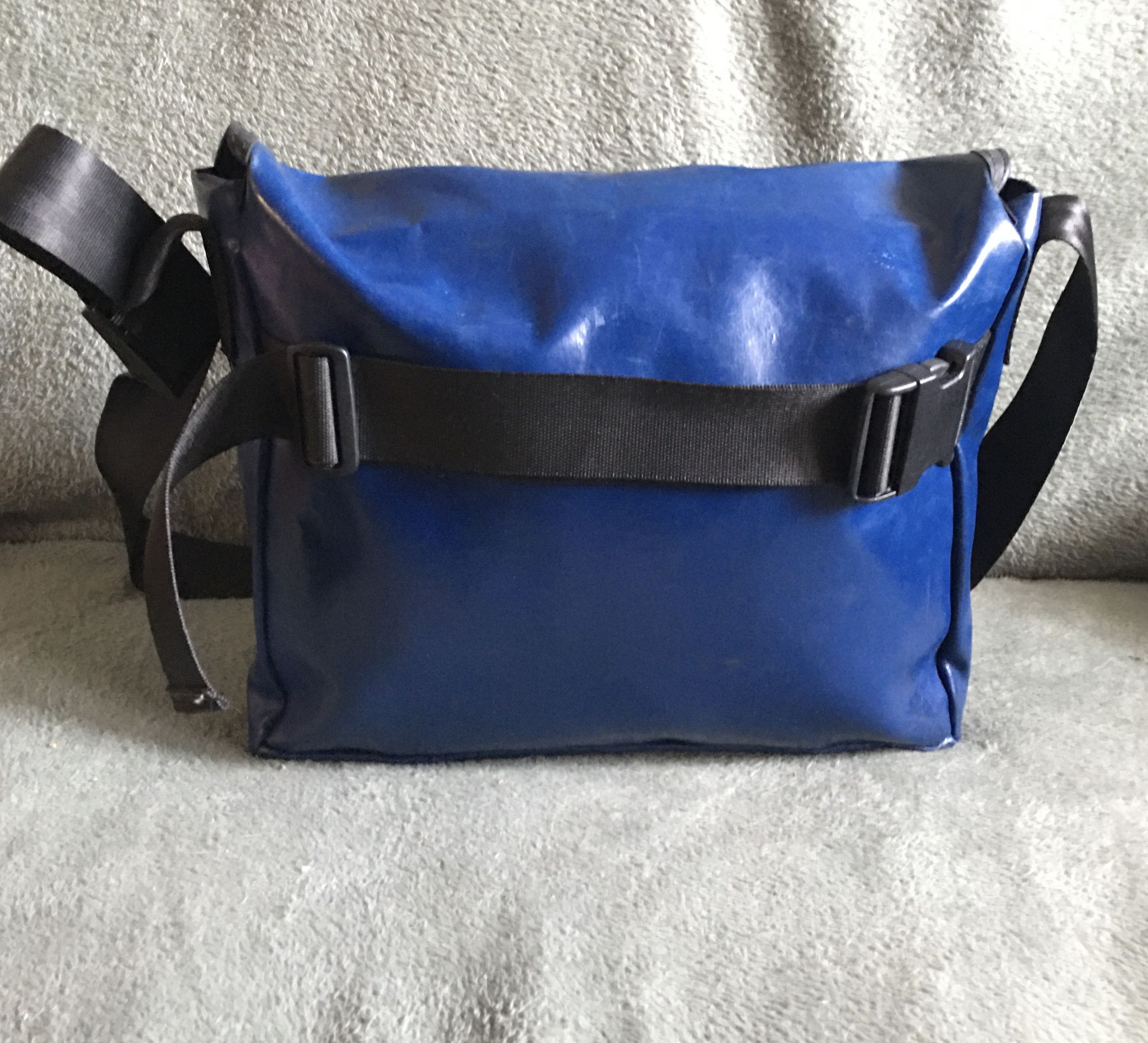 Freitag FREITAG F12 Dragnet Blue Recycle Material Shoulder Bag Size ONE SIZE - 5 Thumbnail