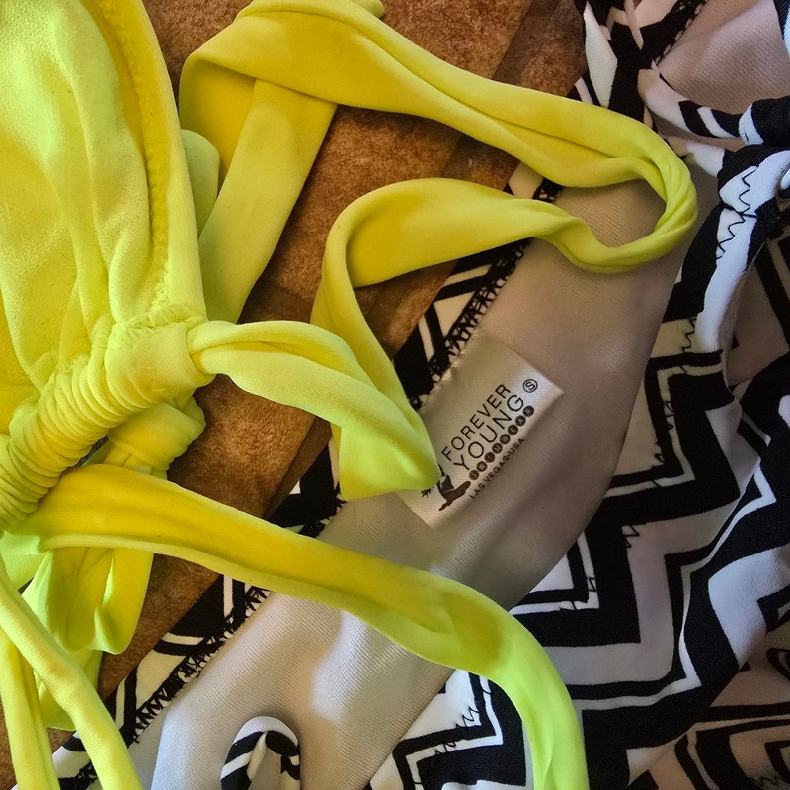 Other Yellow Peak | FYS | Santa Cruz Bikini Set Size ONE SIZE - 5 Thumbnail