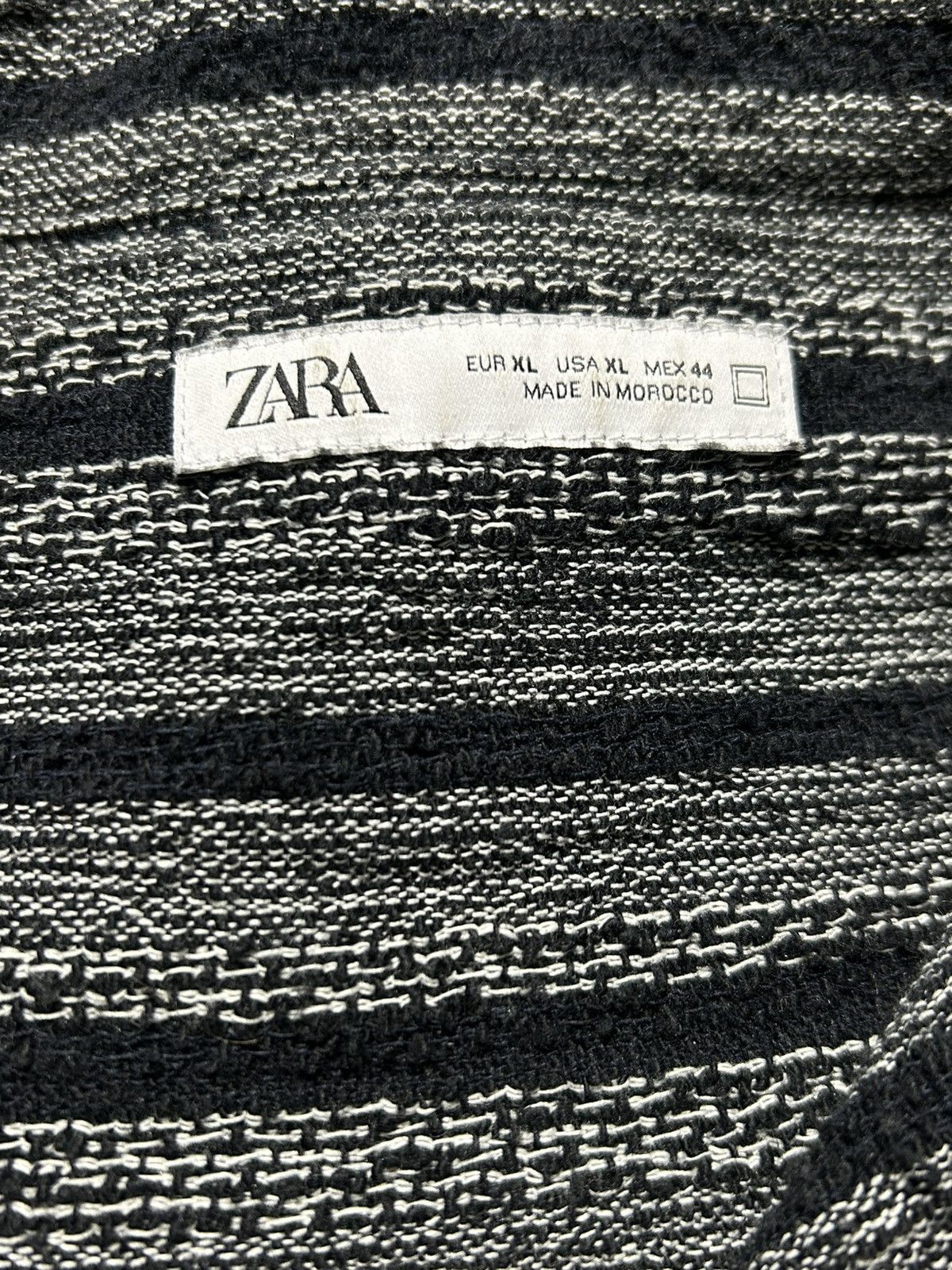 Zara Black with white striped Zara Button up Size US XL / EU 56 / 4 - 3 Thumbnail