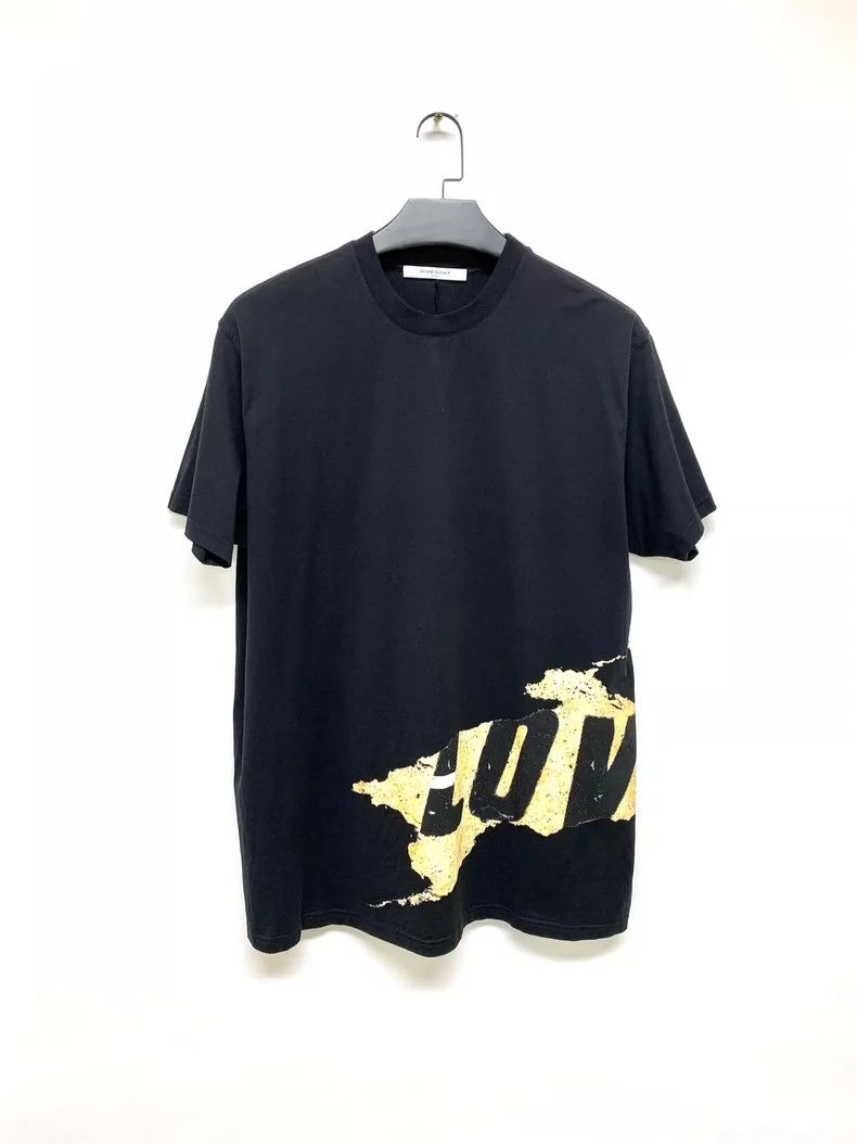 Givenchy Givenchy Torn Print Short Sleeve 2505-Nextarrow Size US XS / EU 42 / 0 - 1 Thumbnail