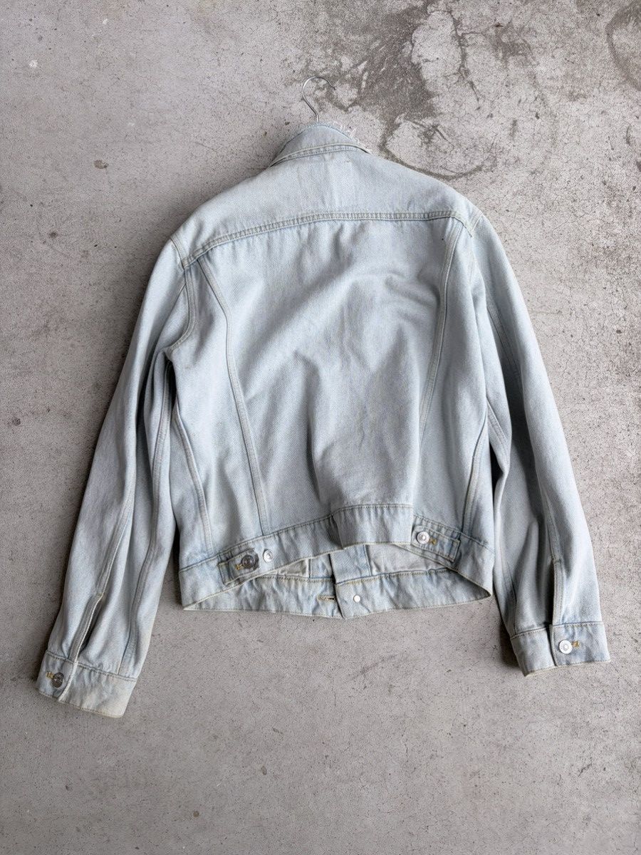 Balenciaga Balenciaga fw17 batwing collar distressed denim jacket Size US M / EU 48-50 / 2 - 8 Thumbnail